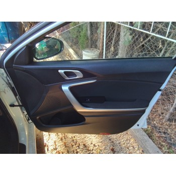 Recambio de guarnecido puerta delantera derecha para kia ceed business referencia OEM IAM   