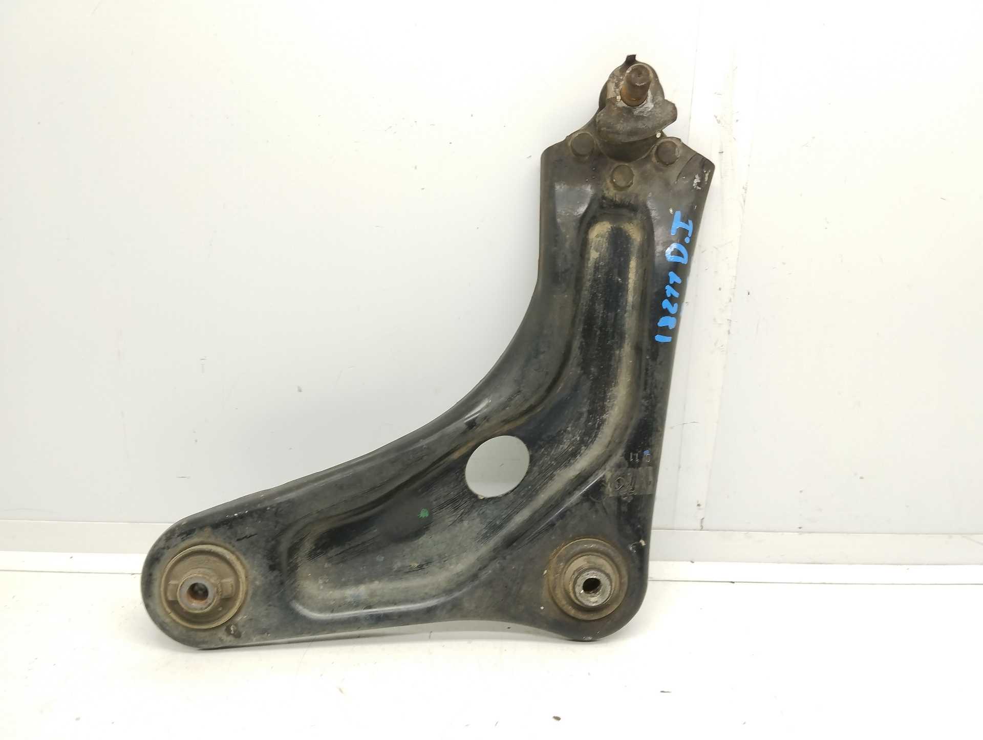 Recambio de brazo suspension inferior delantero izquierdo para citroën c-elysée seduction referencia OEM IAM   