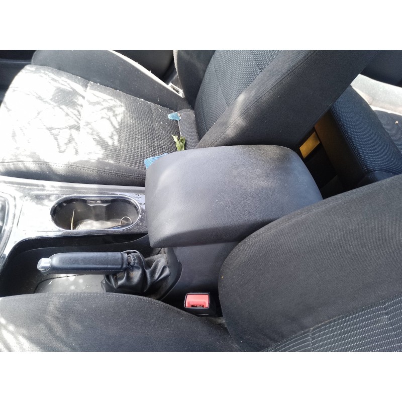Recambio de apoyabrazos central para ford mondeo ber. (ca2) limited edition referencia OEM IAM   