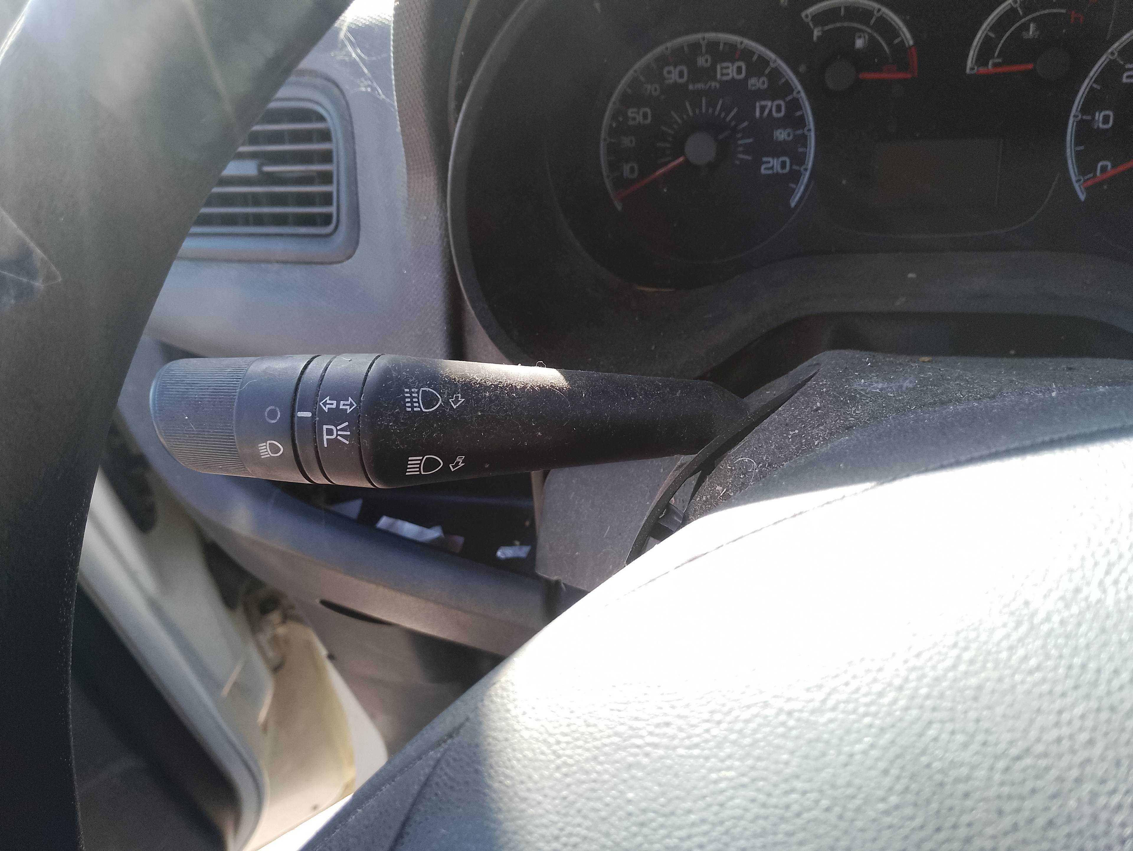 Recambio de mando intermitentes para fiat doblo cargo basis kasten referencia OEM IAM   