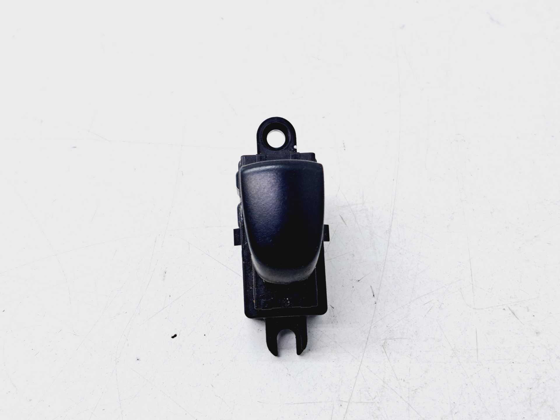 Recambio de mando elevalunas trasero izquierdo para nissan juke (f15) acenta referencia OEM IAM 254111KL5A  