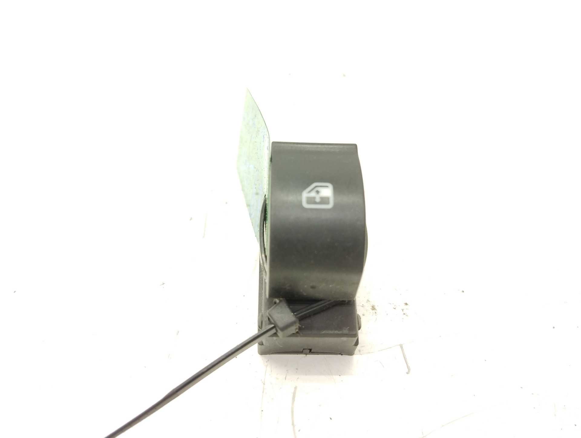 Recambio de mando elevalunas delantero derecho para fiat punto (evo) (199) dynamic referencia OEM IAM  735500049 0000735500049