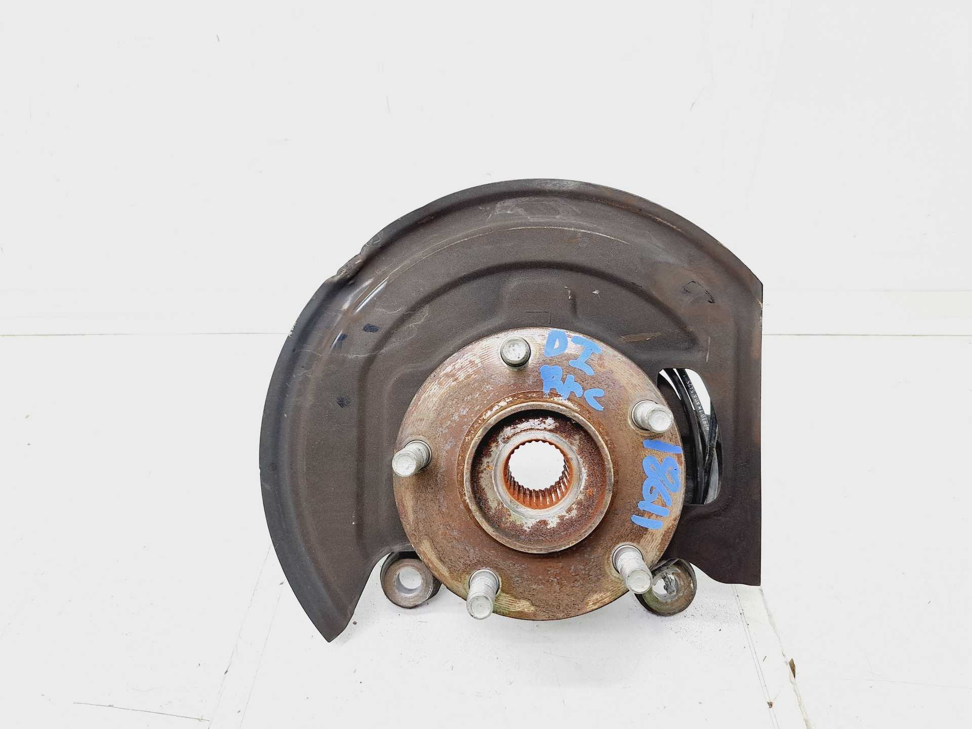 Recambio de mangueta delantera izquierda para nissan juke (f15) acenta referencia OEM IAM 400151KK0H  
