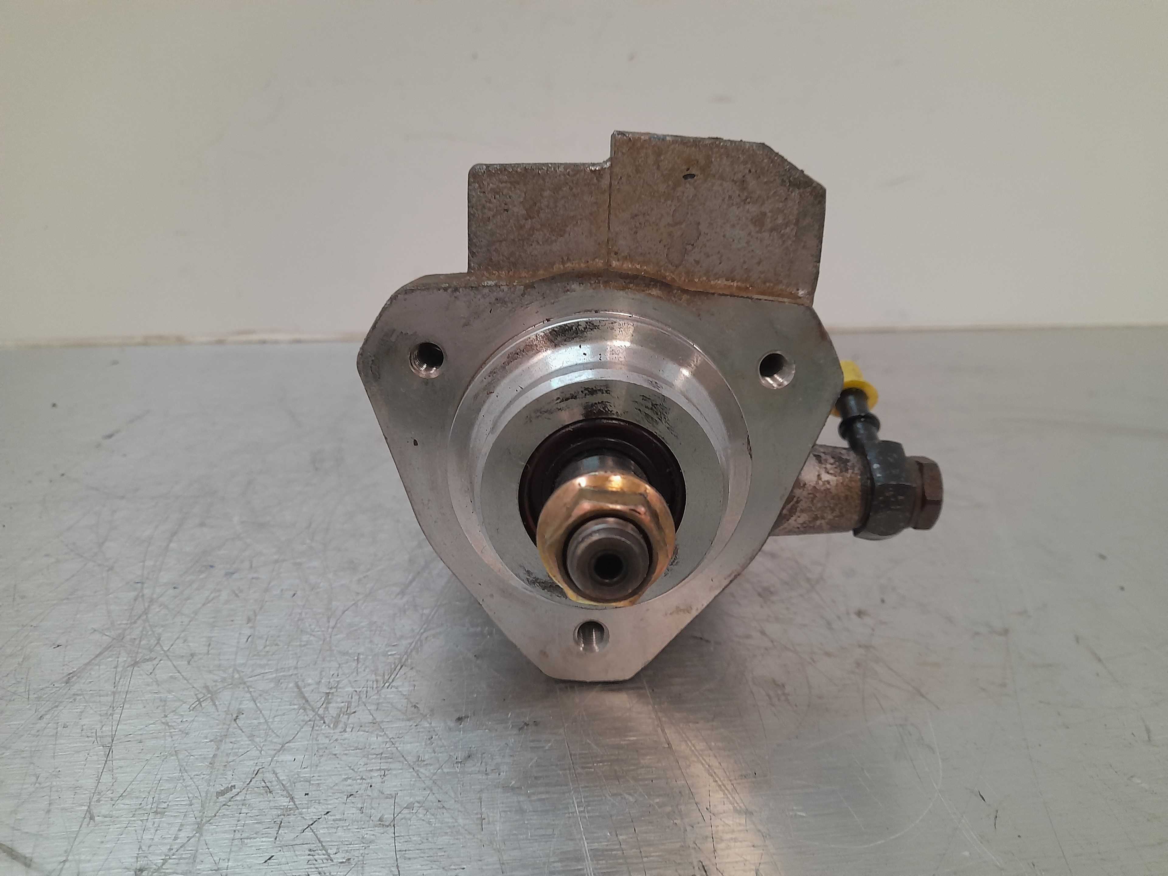 Recambio de bomba inyeccion para ssangyong actyon sports 2.0 td cat referencia OEM IAM R90447051A DELPHI 