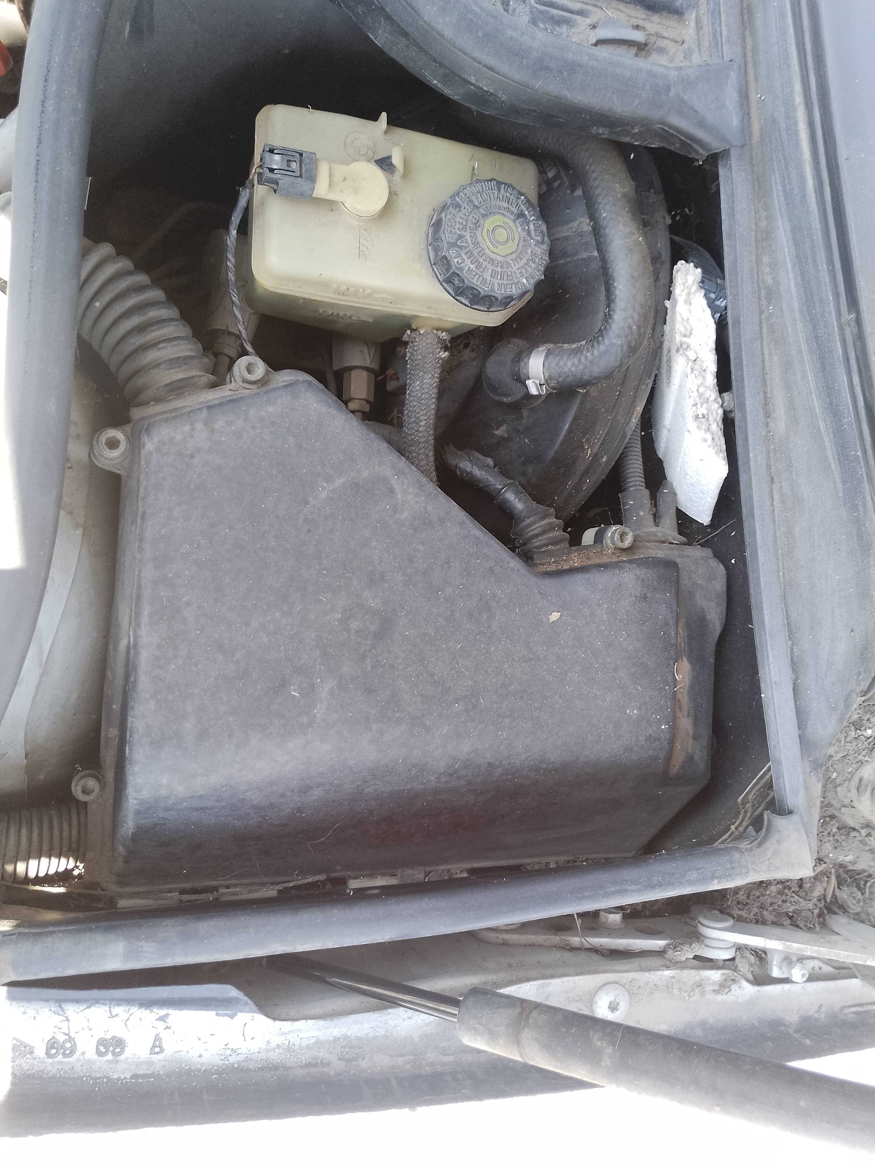 Recambio de caja reles / fusibles para bmw serie 3 berlina (e46) 320d referencia OEM IAM   
