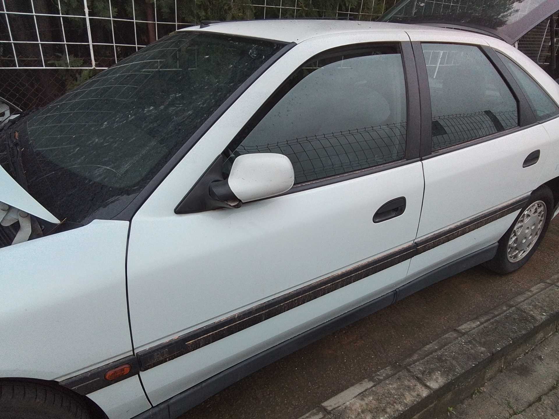 Recambio de puerta delantera izquierda para renault safrane (b54) 2.2 si referencia OEM IAM   