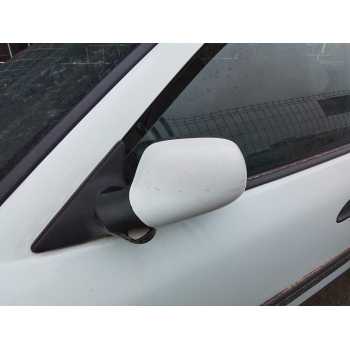 RETROVISOR IZQUIERDO 