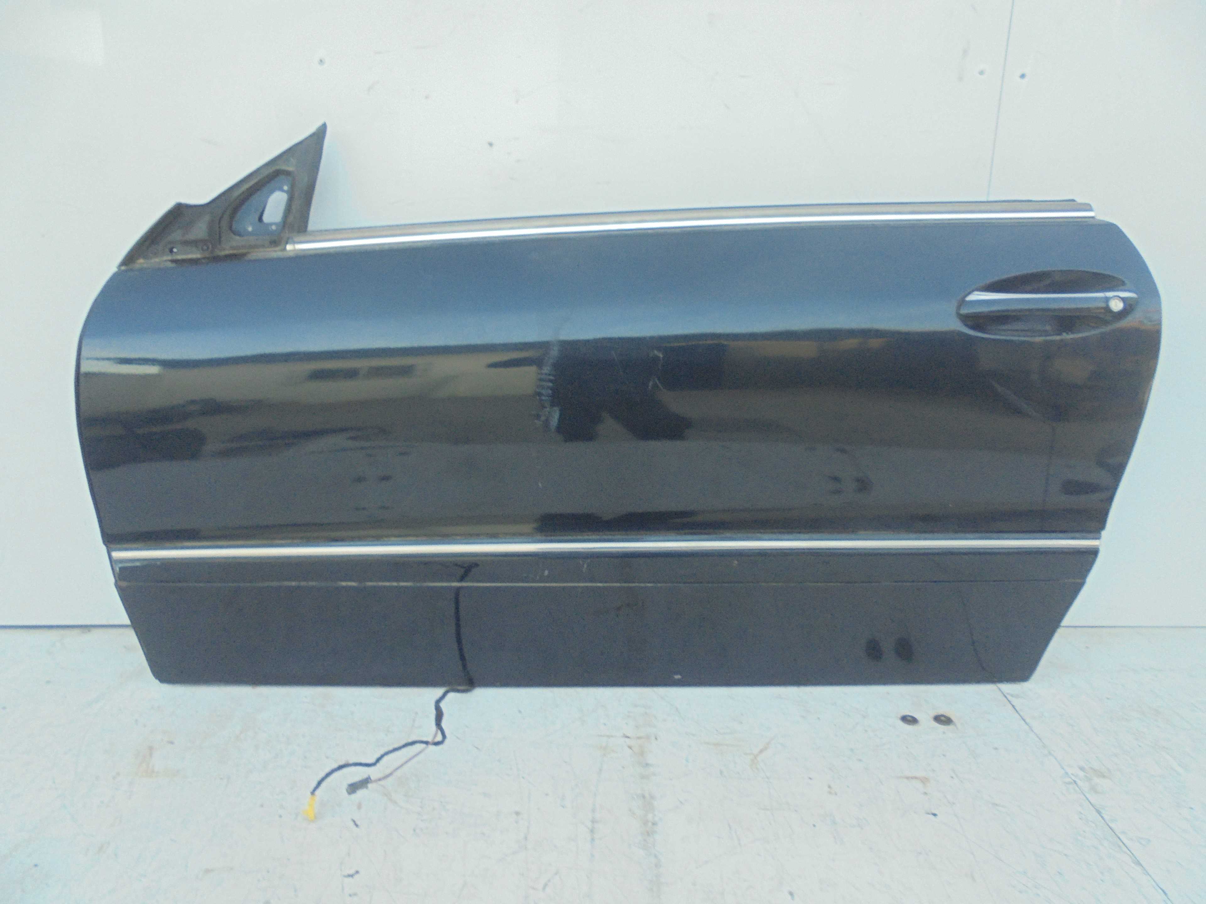 Recambio de puerta delantera izquierda para mercedes-benz clase clk (w209) coupe 270 cdi (209.316) referencia OEM IAM   