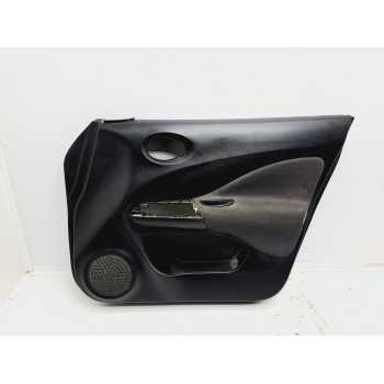 GUARNECIDO PUERTA DELANTERA DERECHA 80900BV80A 