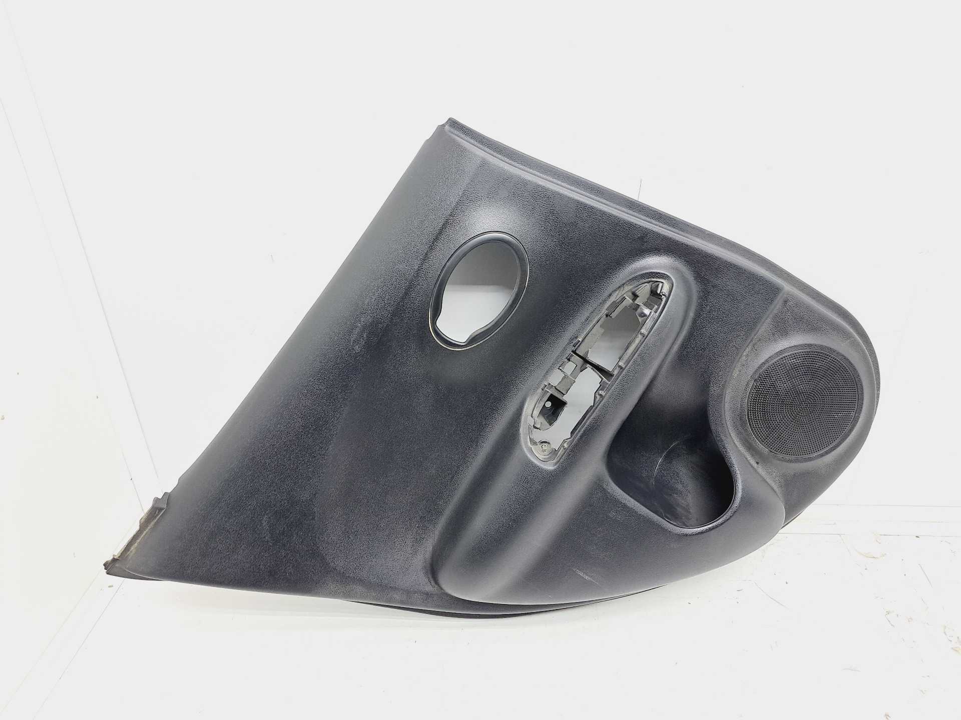 Recambio de guarnecido puerta trasera izquierda para nissan juke (f15) acenta referencia OEM IAM 829011KK0A  