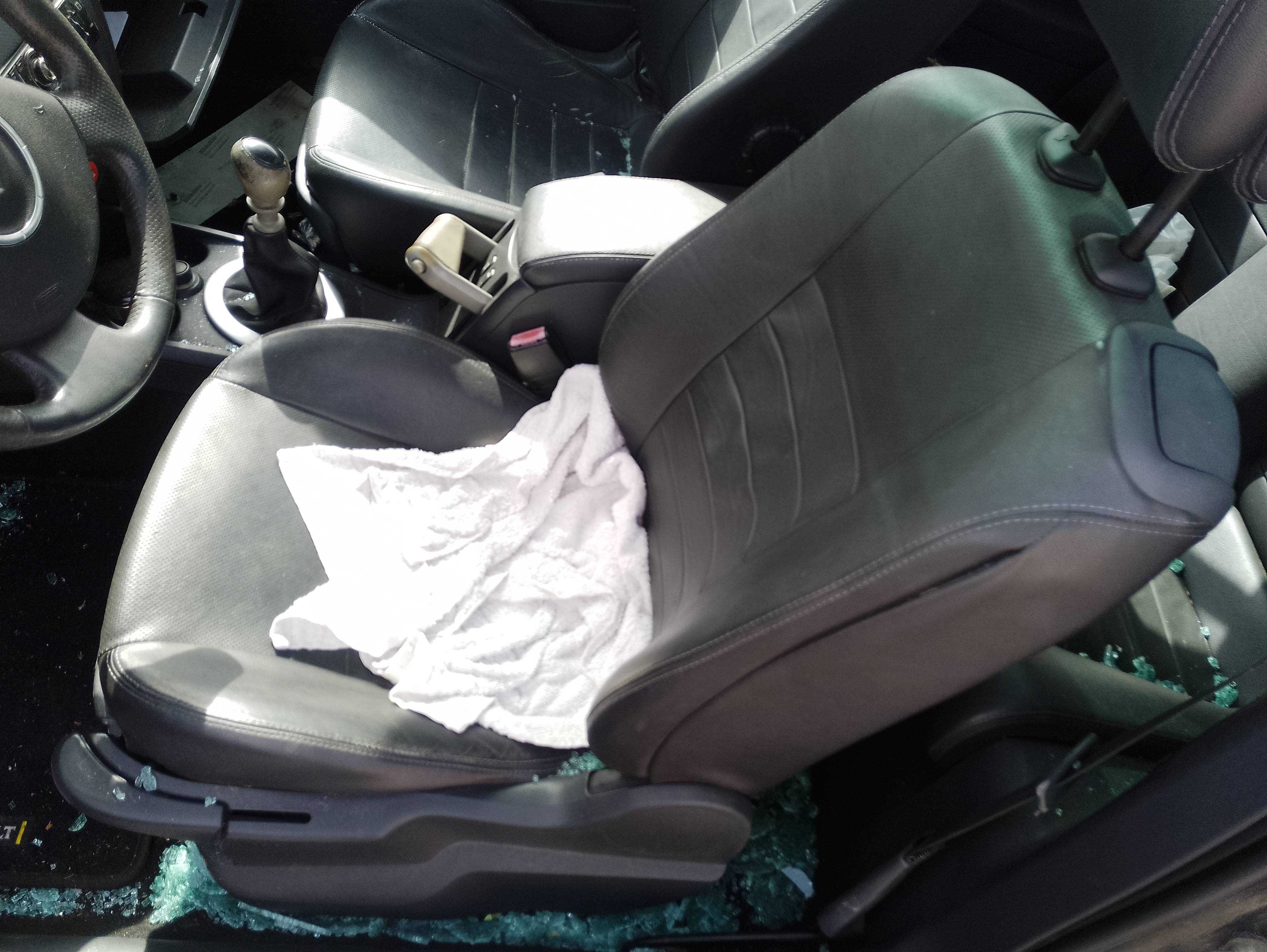 Recambio de asiento delantero izquierdo para renault megane ii coupe/cabrio authentique referencia OEM IAM   