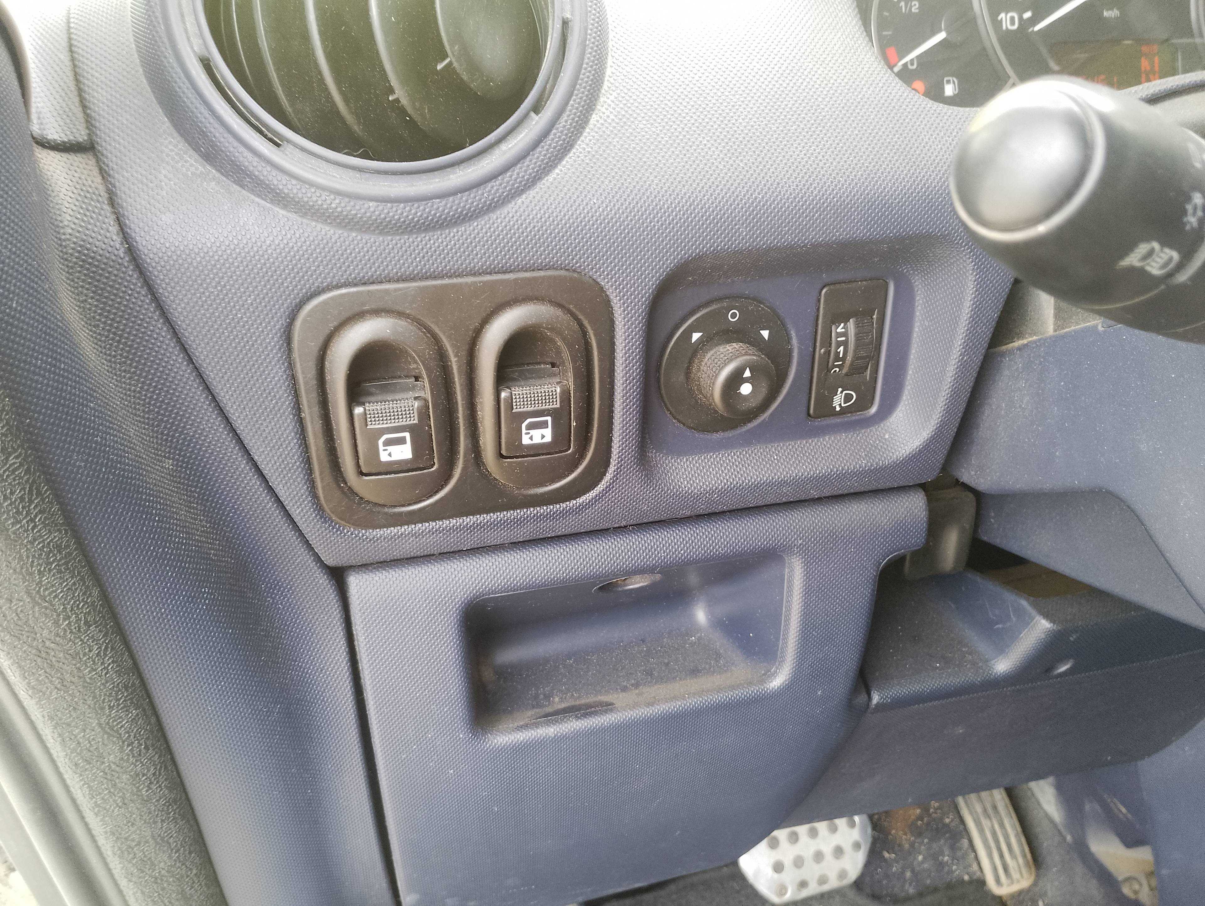 Recambio de mando retrovisor para peugeot 1007 sport referencia OEM IAM   