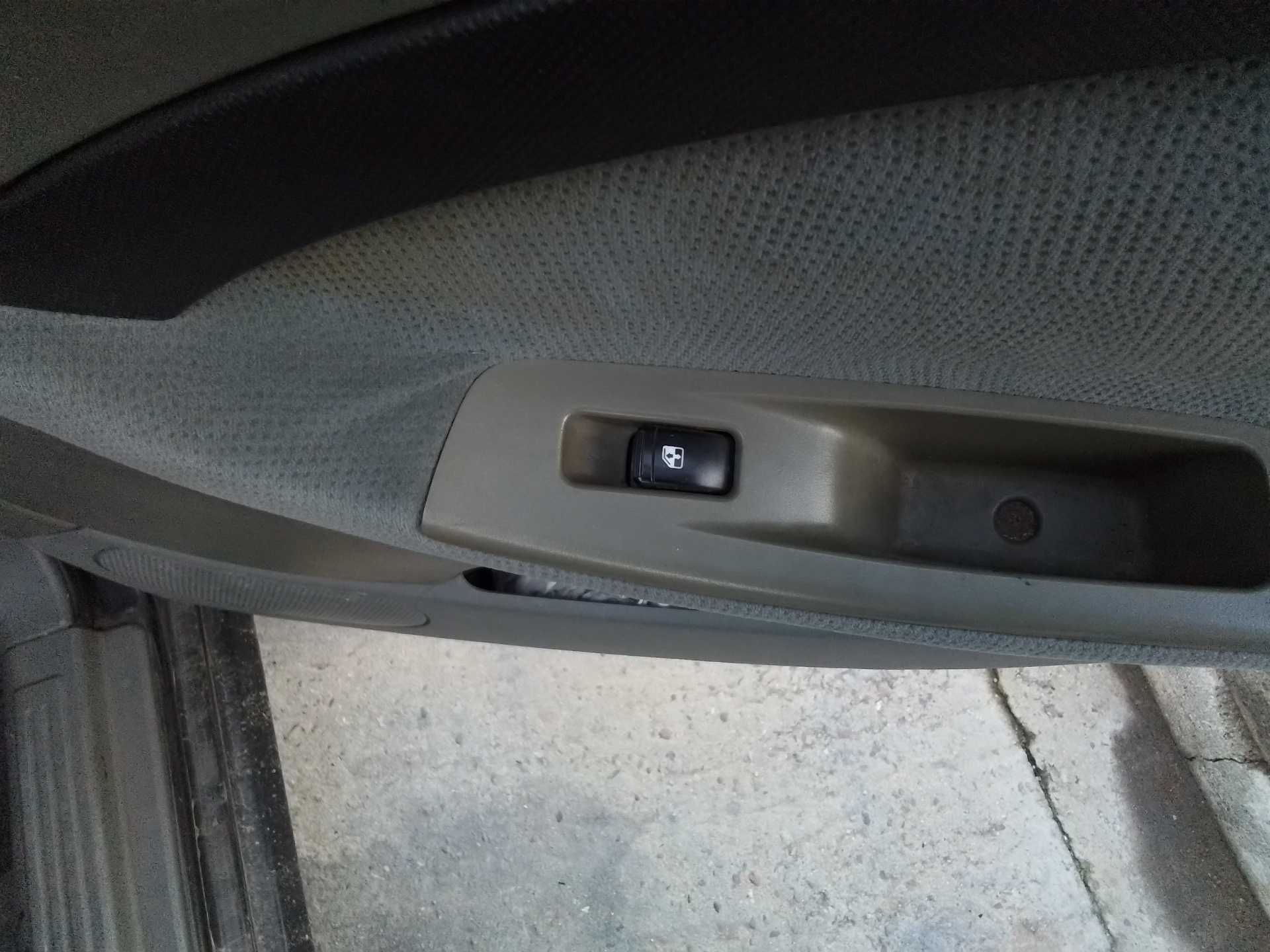 Recambio de mando elevalunas trasero derecho para chevrolet lacetti cdx referencia OEM IAM   