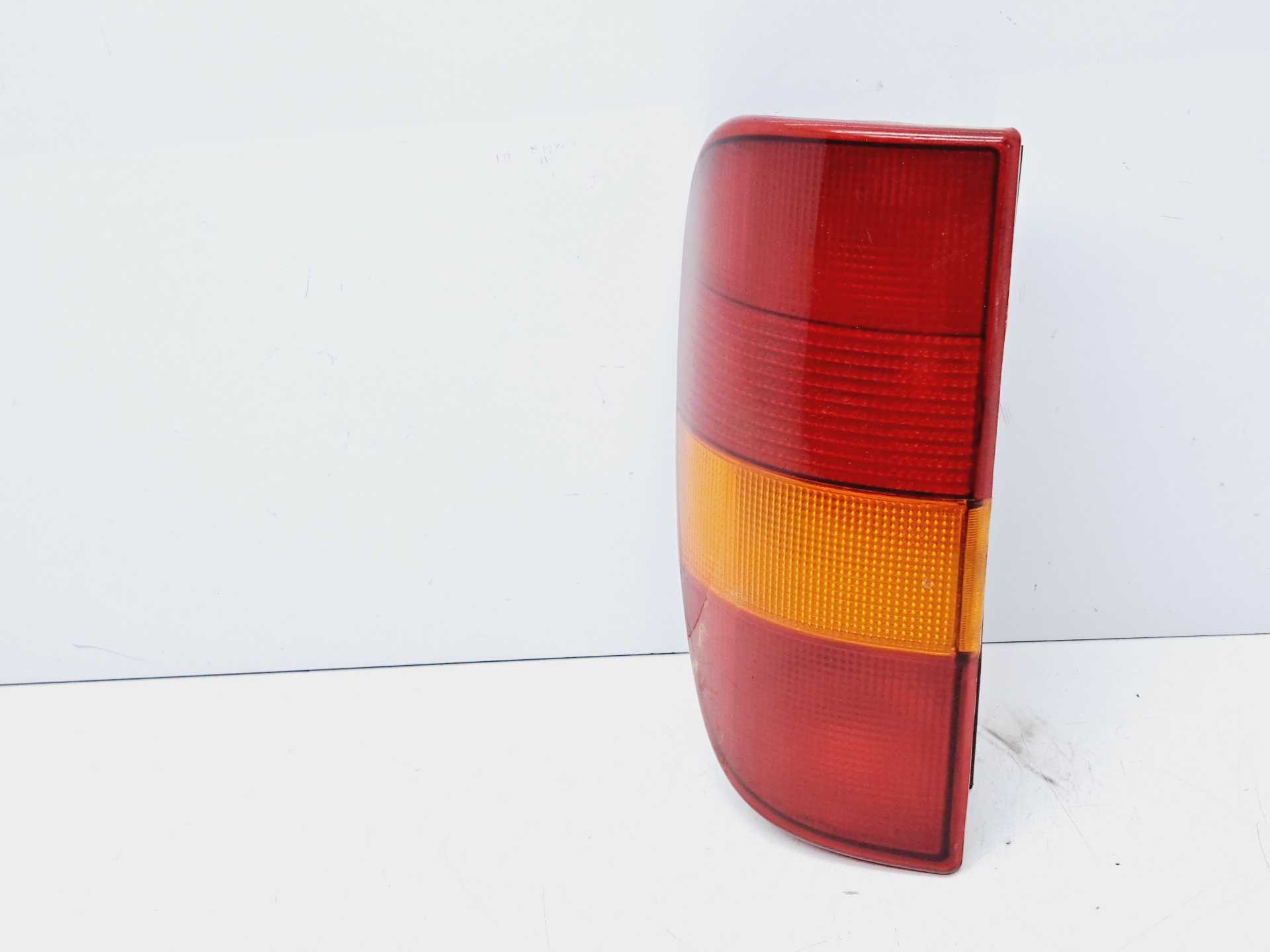 Recambio de piloto trasero izquierdo para seat inca (6k9) 1.9 diesel cat (1y) referencia OEM IAM   