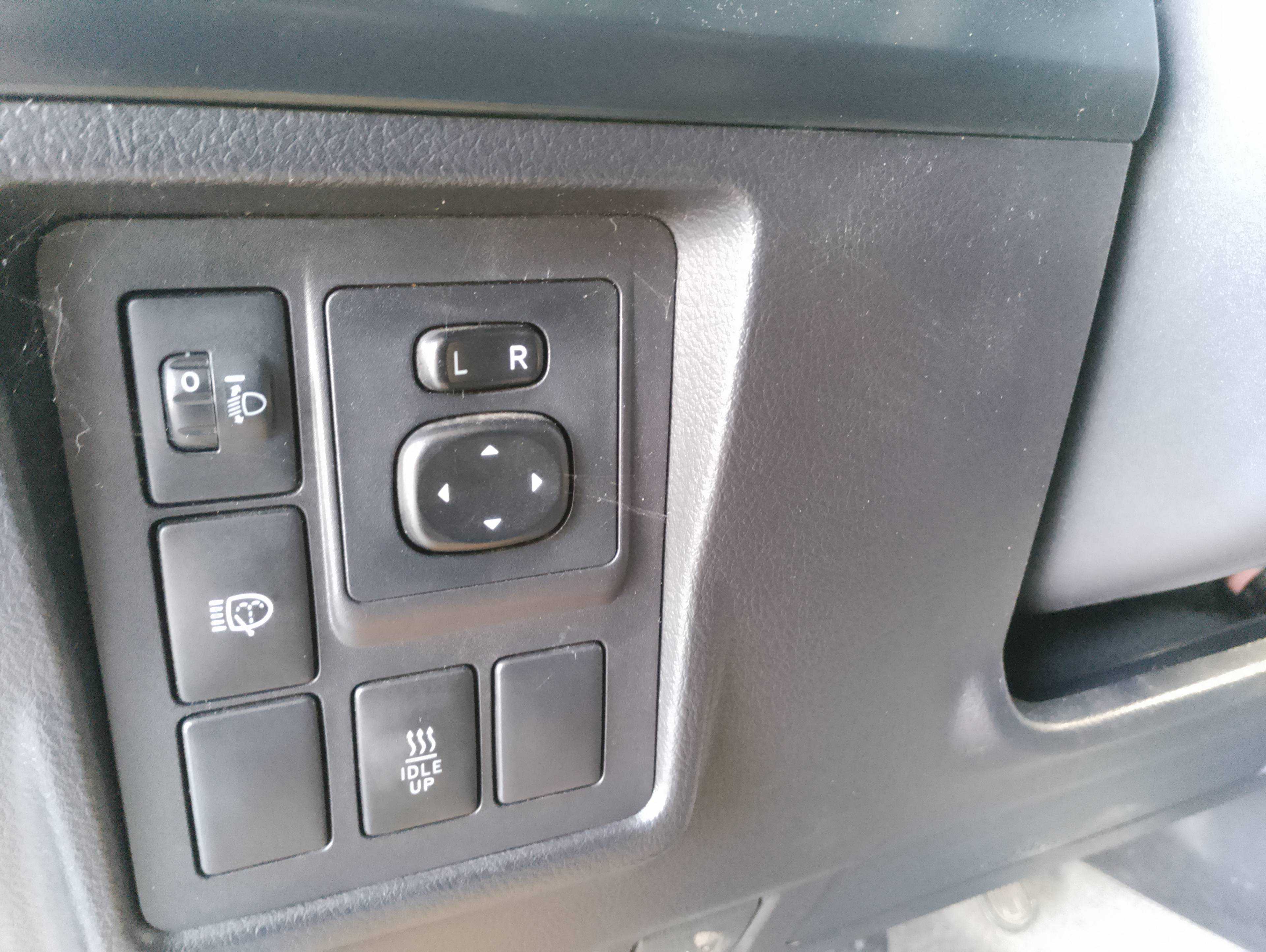 Recambio de mando retrovisor para toyota land cruiser (j15) basis referencia OEM IAM   