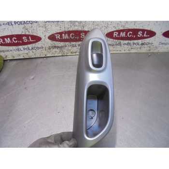 MANDO ELEVALUNAS TRASERO DERECHO 254111KL5A 