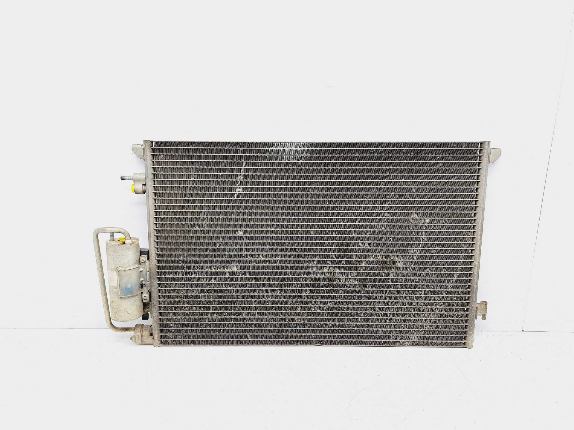 Recambio de condensador / radiador aire acondicionado para opel vectra c berlina club referencia OEM IAM 24418362 871832Z VALEO