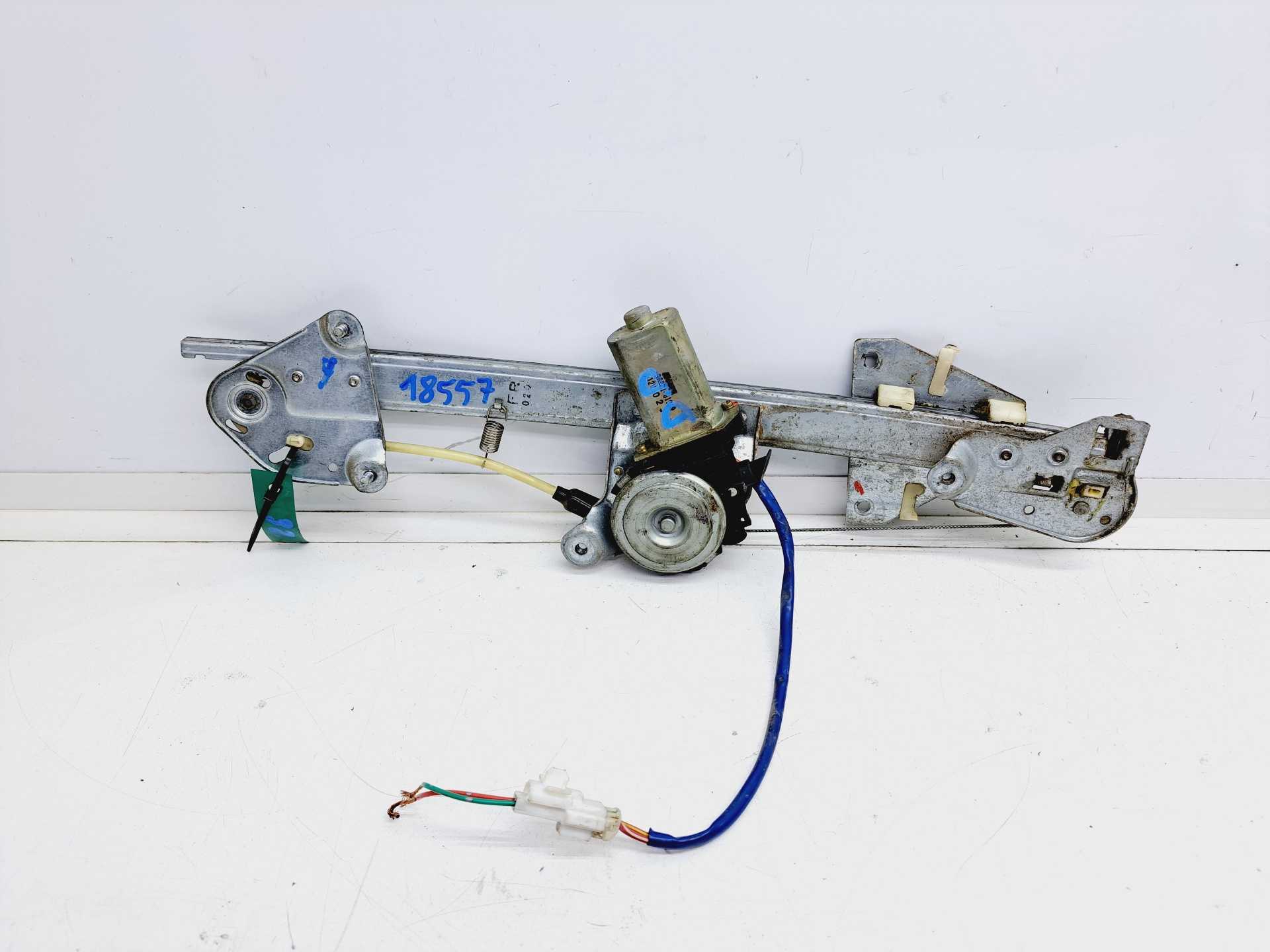 Recambio de elevalunas delantero derecho para mazda 626 berlina/coupe (gc) 2.0 diesel referencia OEM IAM   