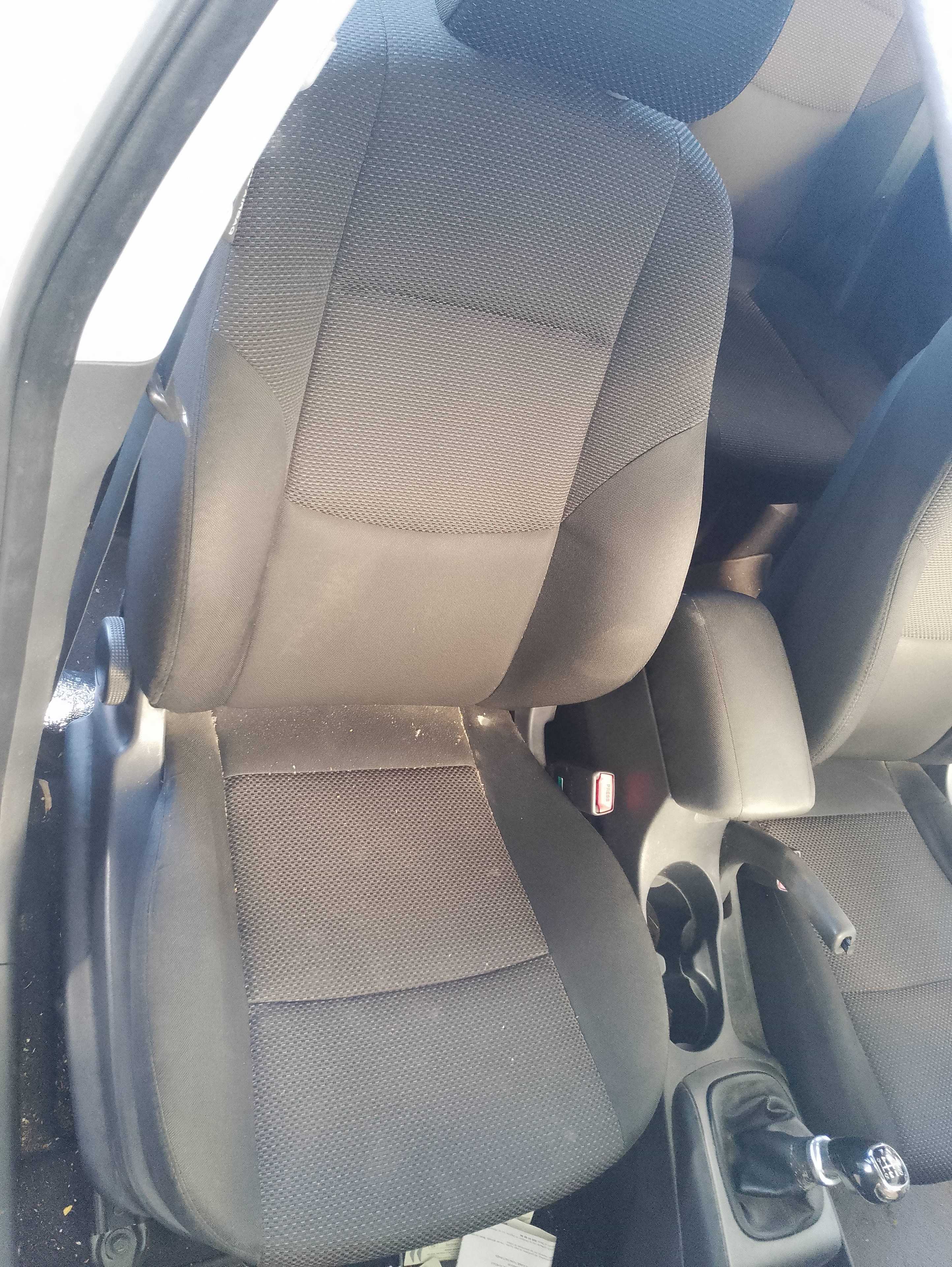 Recambio de asiento delantero derecho para hyundai i30 classic referencia OEM IAM   