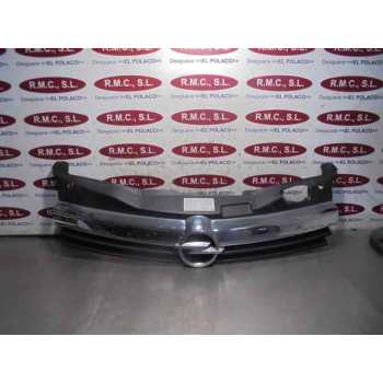 Recambio de rejilla delantera para opel astra h ber. cosmo referencia OEM IAM   