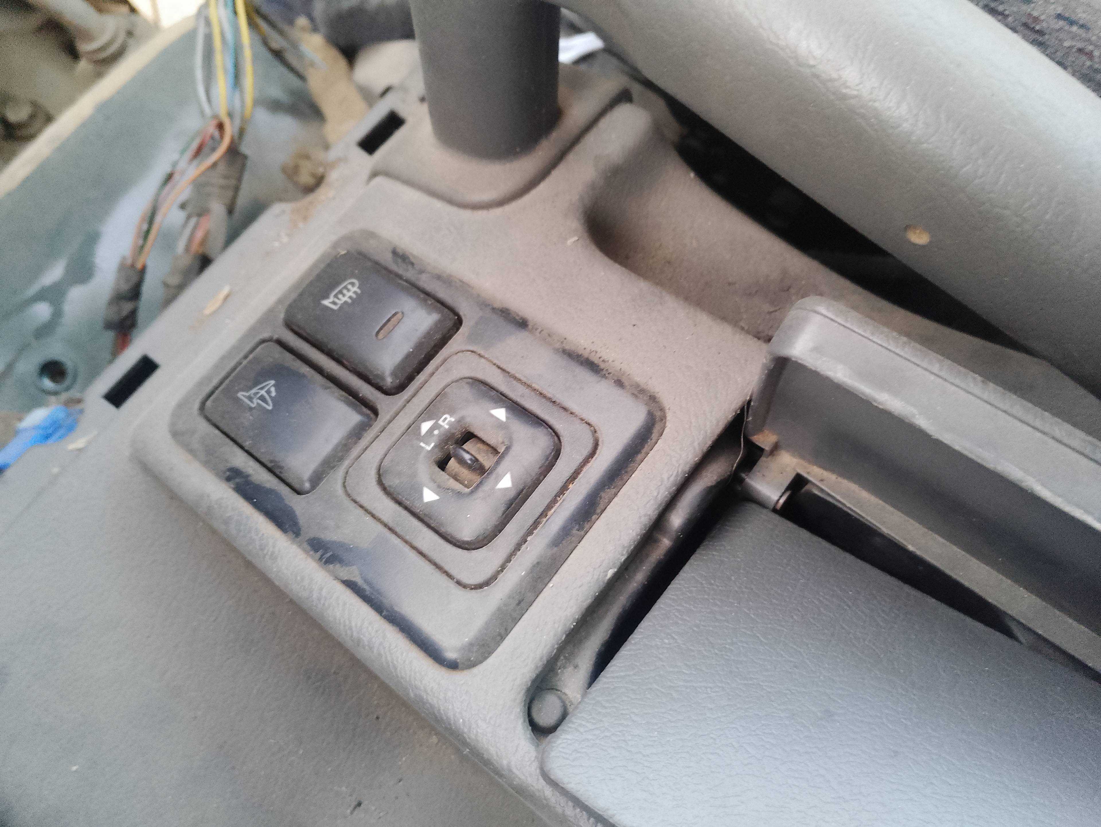 Recambio de mando retrovisor para opel monterey básico referencia OEM IAM   