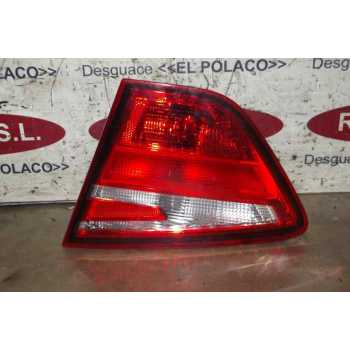 PILOTO PORTON TRASERO DERECHO 