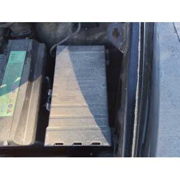 CAJA RELES / FUSIBLES 