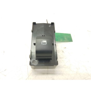 Recambio de mando elevalunas trasero derecho para hyundai tucson (nx) klass 2wd referencia OEM IAM 93581AB0004X  