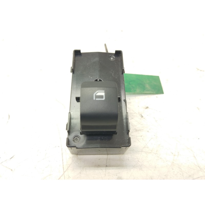 Recambio de mando elevalunas trasero derecho para hyundai tucson (nx) klass 2wd referencia OEM IAM 93581AB0004X  