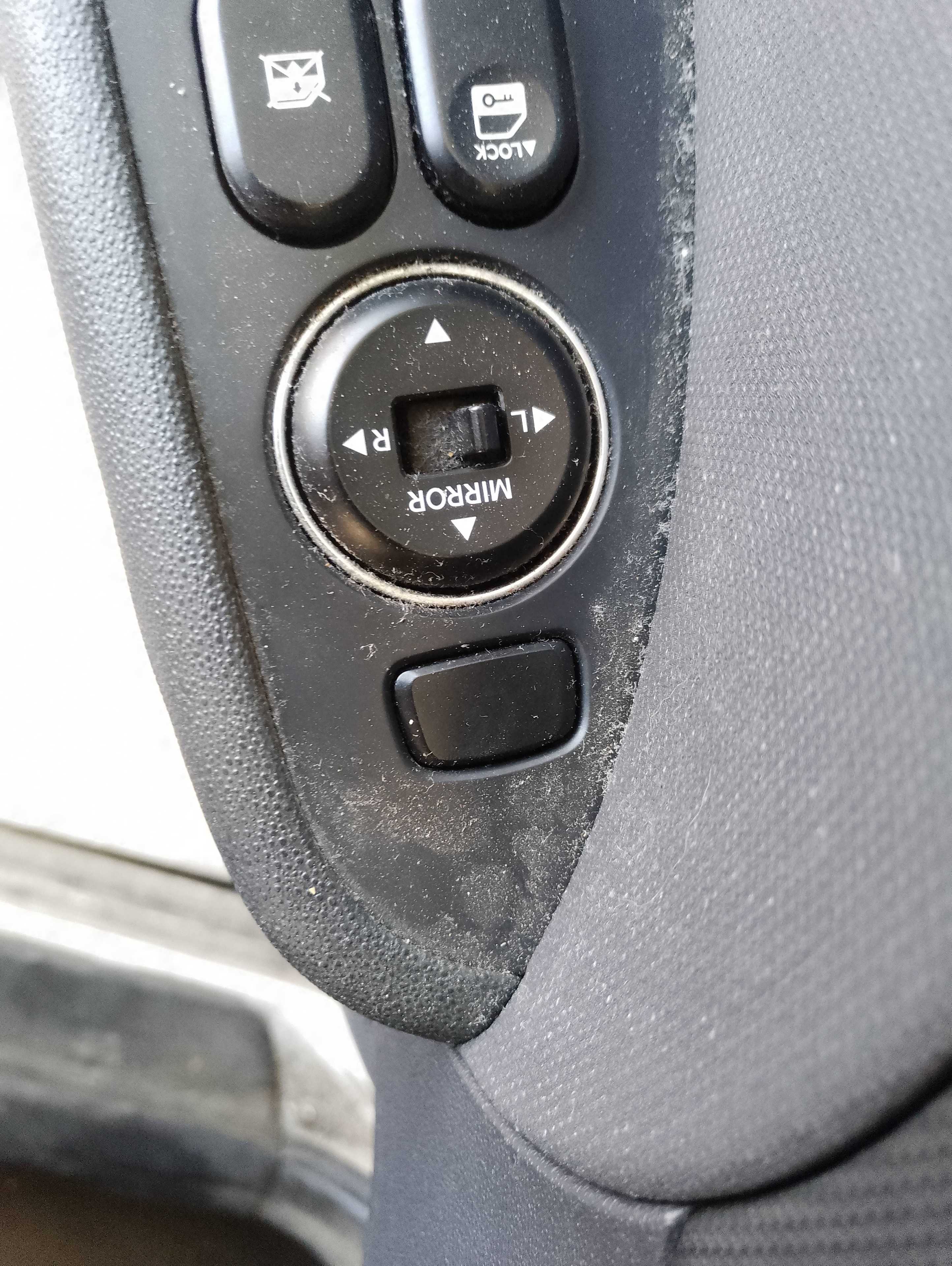 Recambio de mando retrovisor para hyundai i30 classic referencia OEM IAM   
