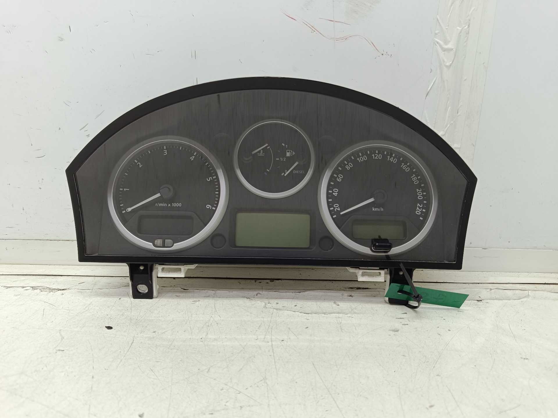 Recambio de cuadro instrumentos para land rover discovery v6 td edition 60 yrs referencia OEM IAM YAC502460  