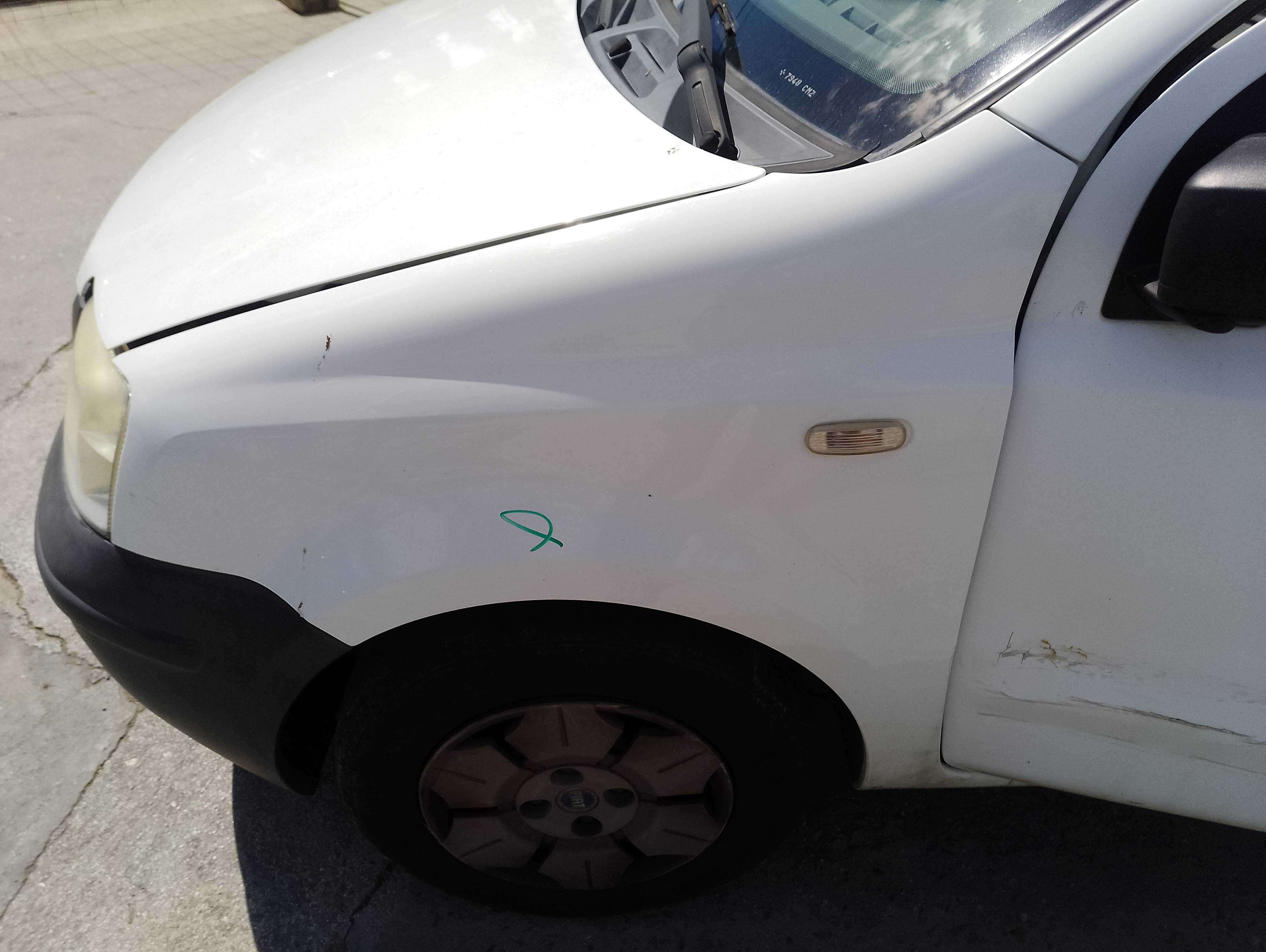 Recambio de aleta delantera izquierda para fiat panda (169) 1.1 8v referencia OEM IAM   