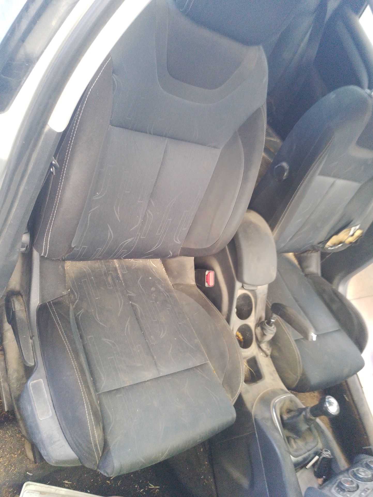 Recambio de asiento delantero derecho para citroën c4 ii (nc_) 1.6 hdi 90 referencia OEM IAM   