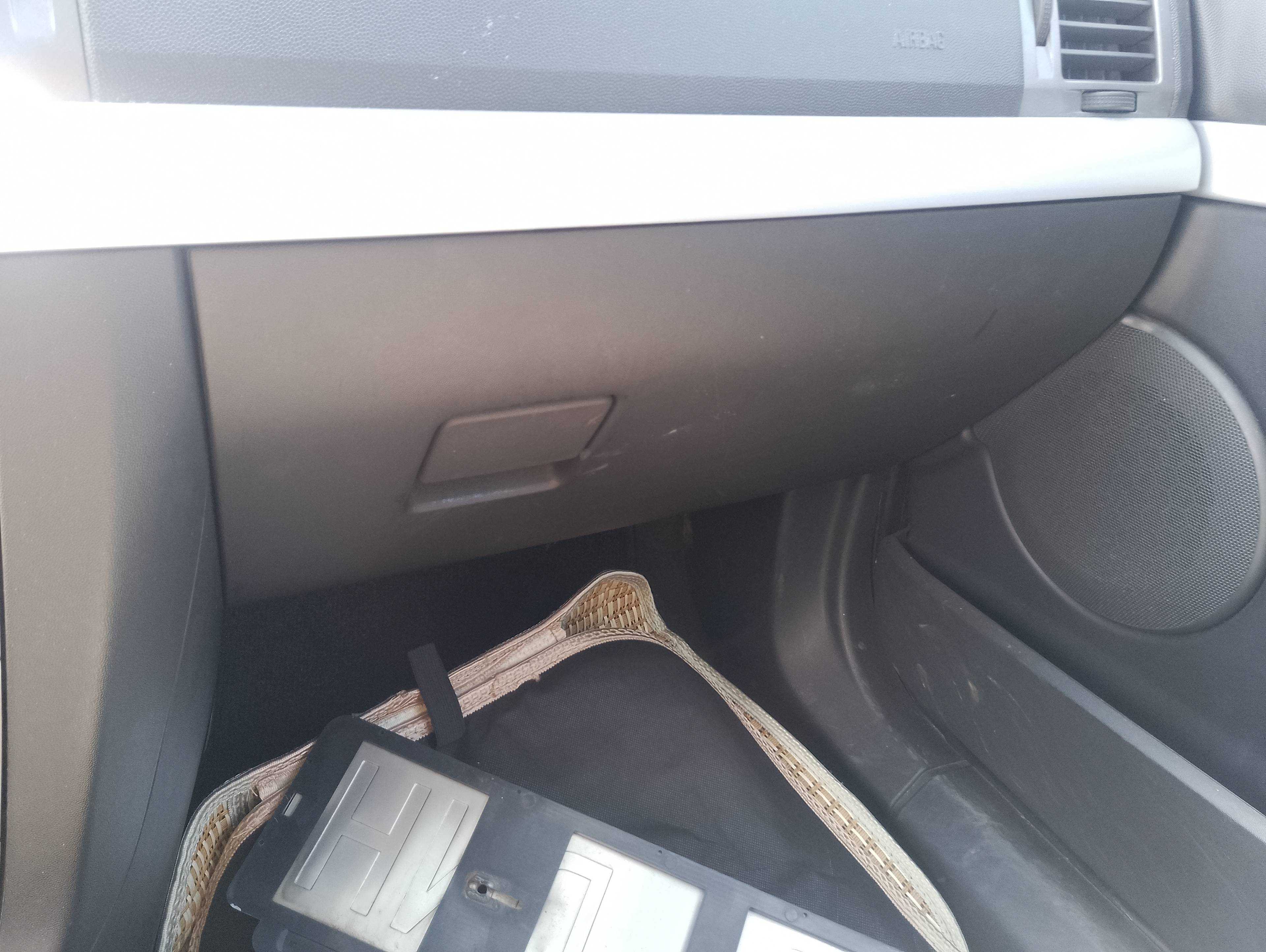 Recambio de guantera para opel vectra c berlina club referencia OEM IAM   