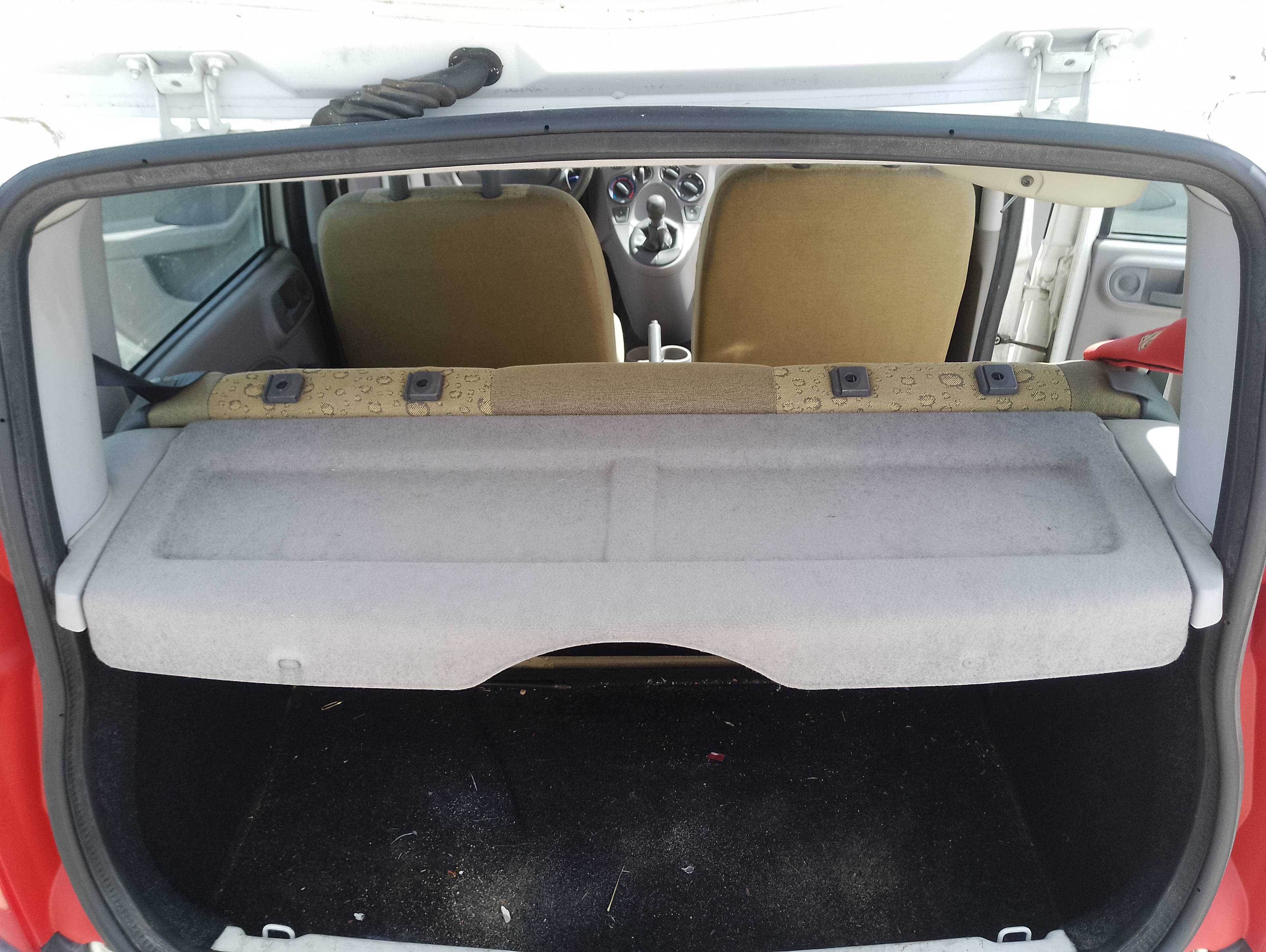 Recambio de bandeja trasera para fiat panda (169) 1.1 8v referencia OEM IAM   