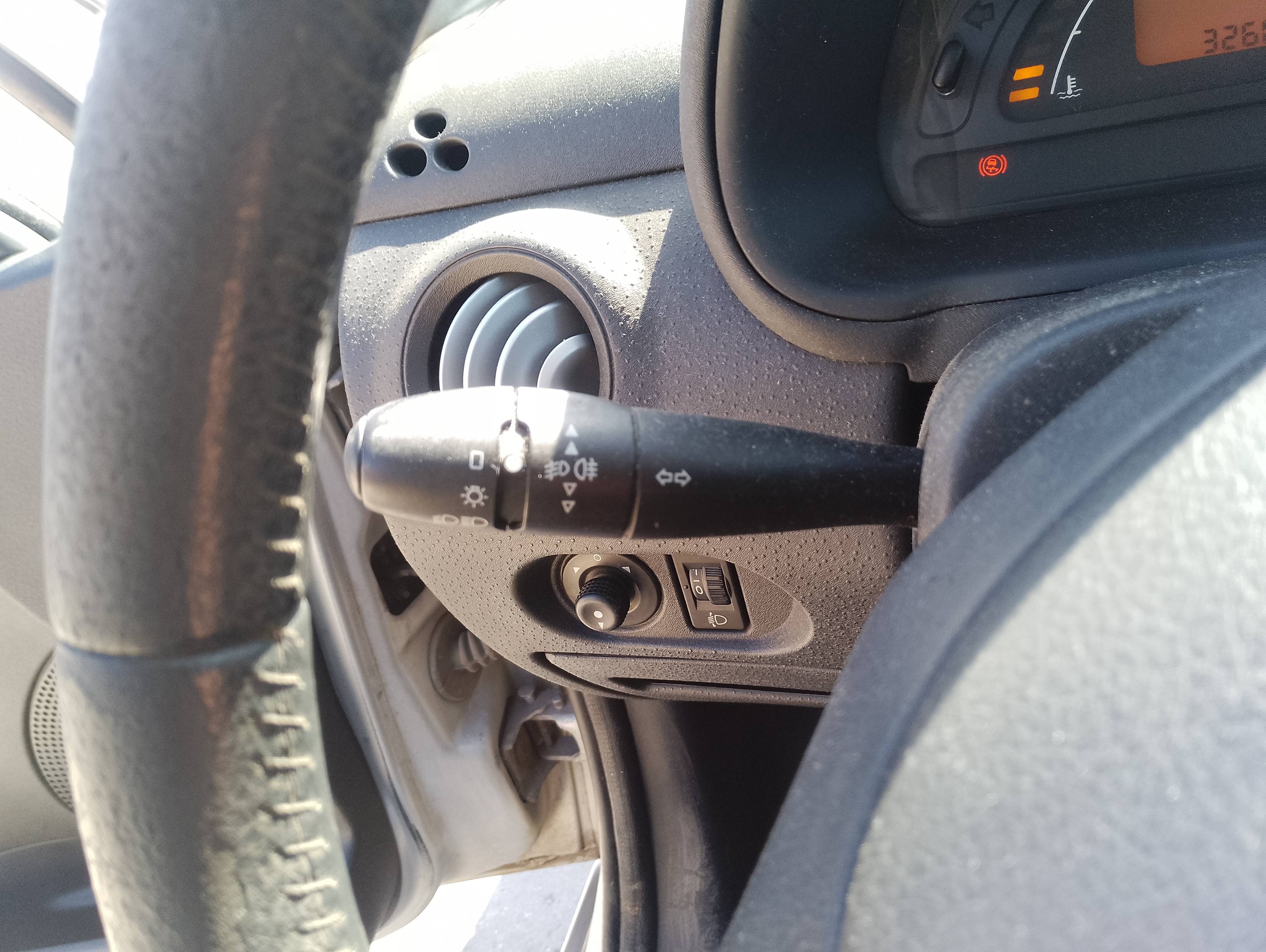 Recambio de mando luces/intermitencia (com2000) para citroën c3 1.4 hdi audace referencia OEM IAM   