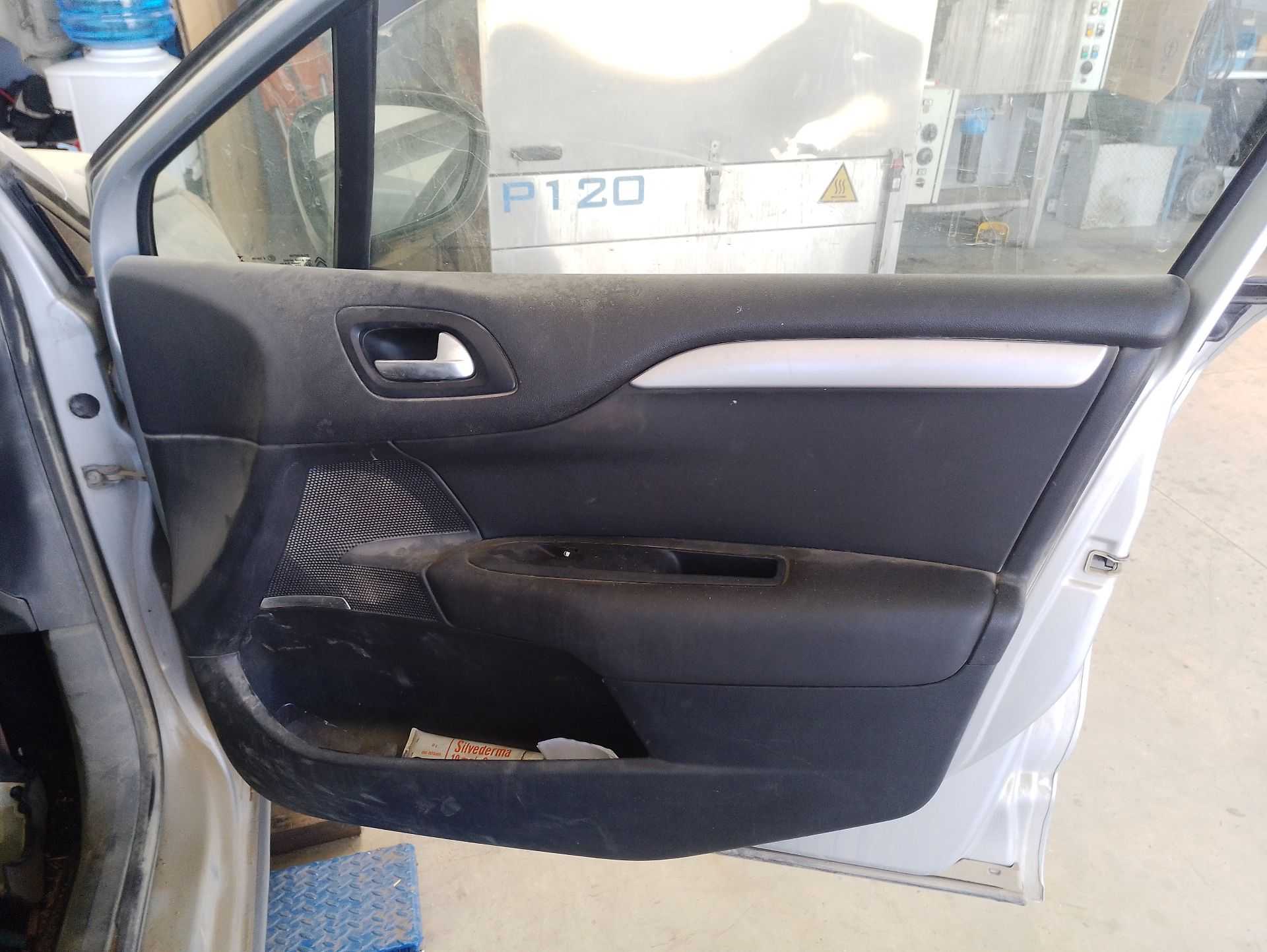 Recambio de guarnecido puerta delantera derecha para citroën c4 ii (nc_) 1.6 hdi 90 referencia OEM IAM   