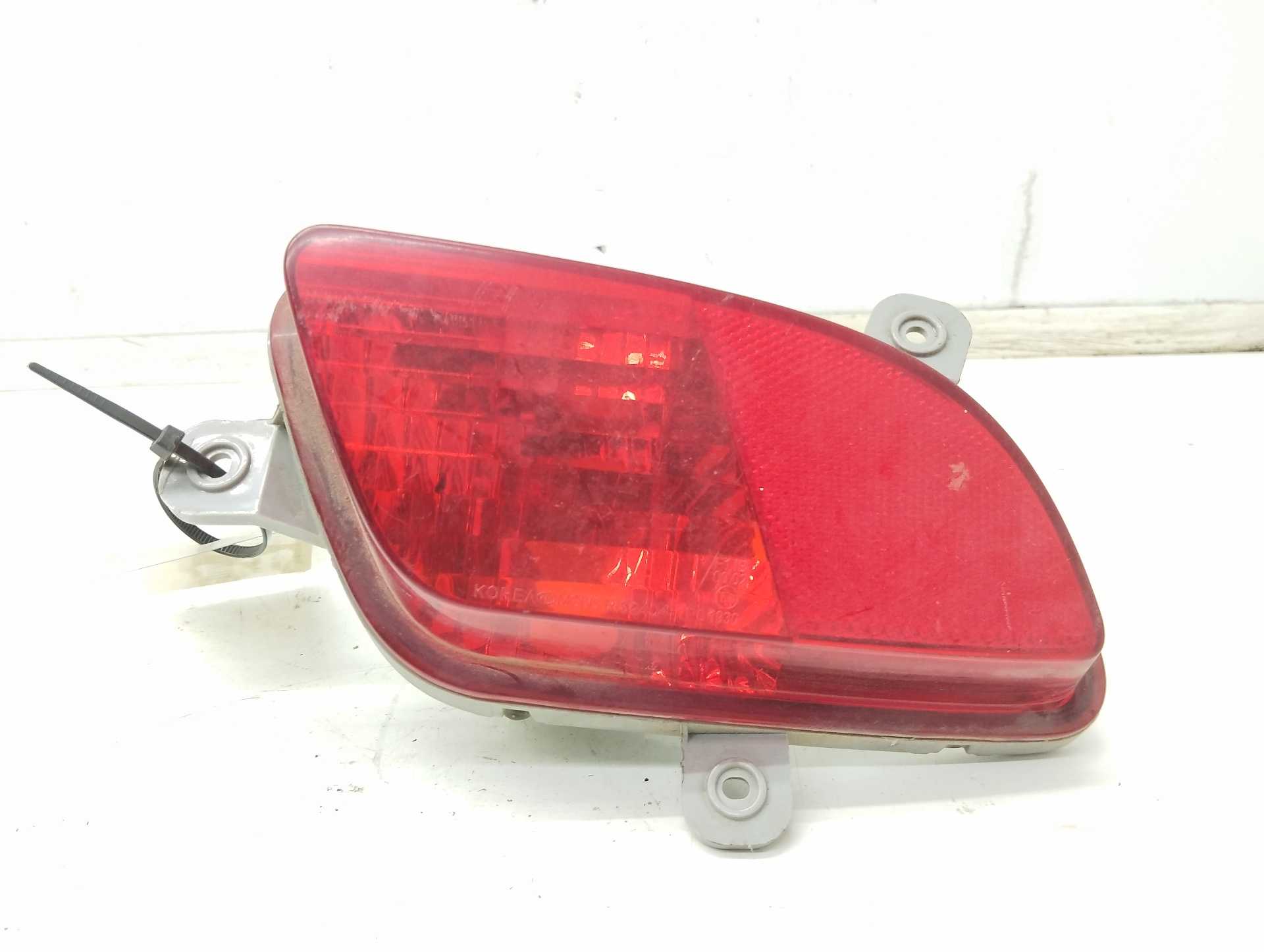 Recambio de faro antiniebla trasero derecho para kia venga drive referencia OEM IAM 924041P MOVIS 