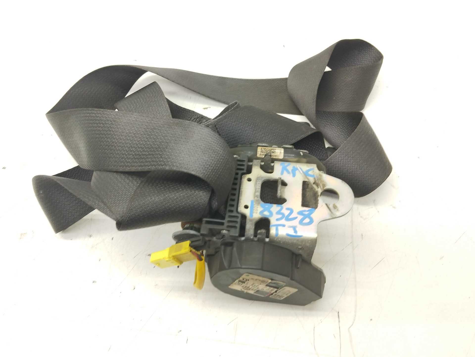 Recambio de cinturon seguridad trasero izquierdo para hyundai tucson 1.6 crdi cat referencia OEM IAM 0586P1000277  