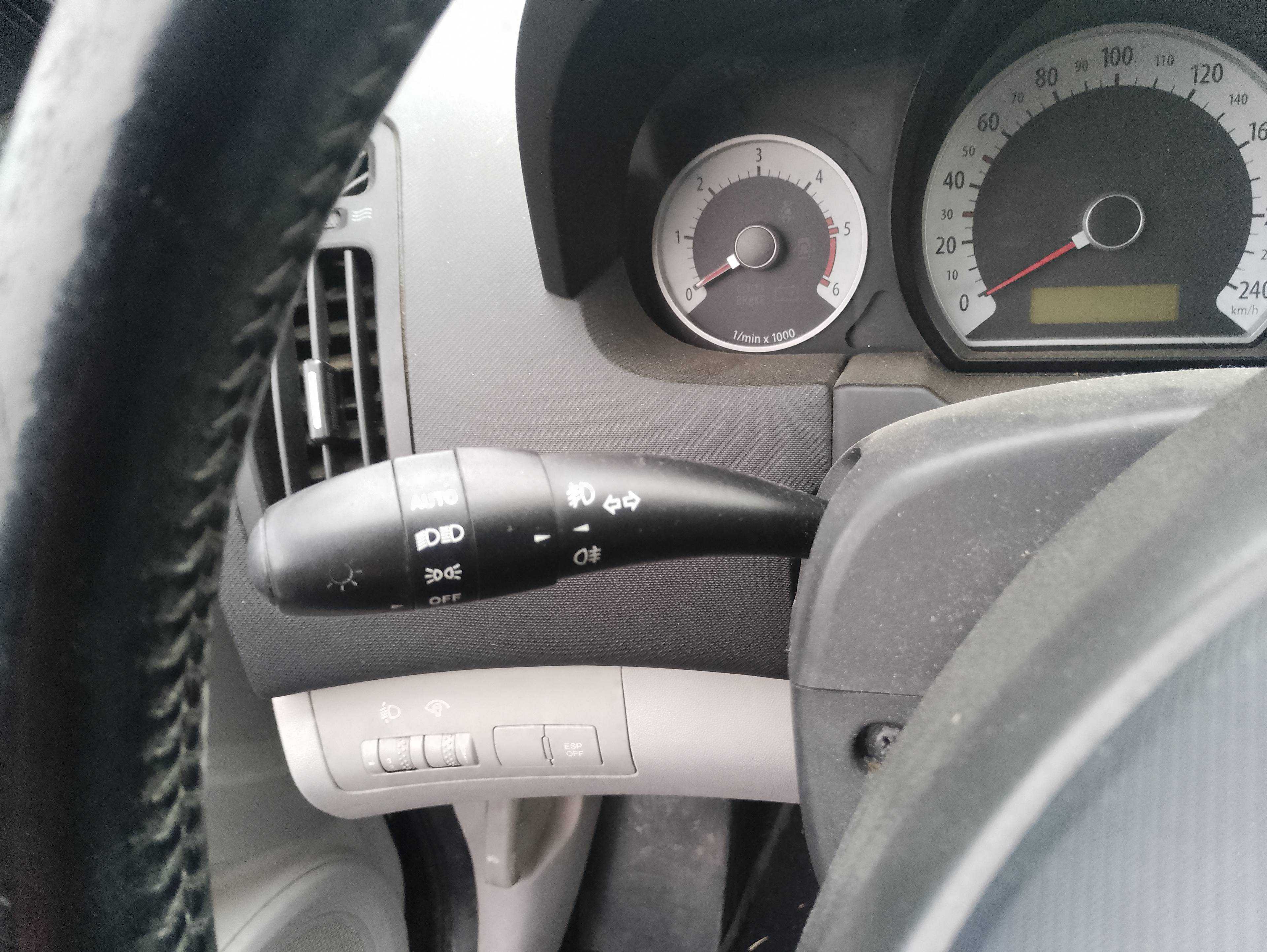 Recambio de mando luces/intermitencia (com2000) para kia cee´d active referencia OEM IAM   