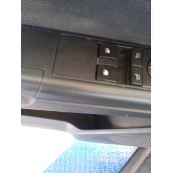 Recambio de mando elevalunas delantero izquierdo para opel astra h gtc (a04) 1.6 (l08) referencia OEM IAM 13228879  