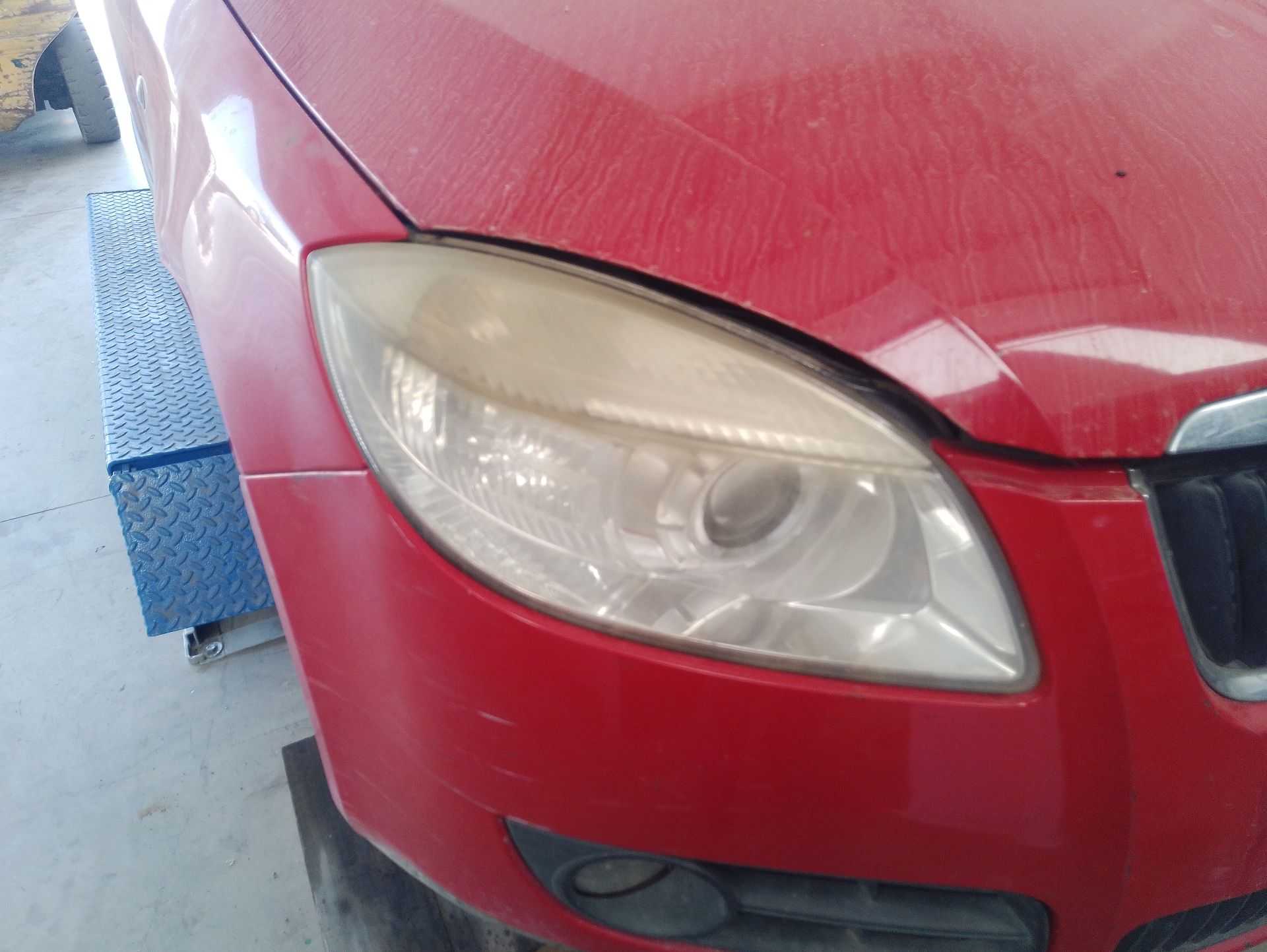 Recambio de faro derecho para skoda fabia ii (542) 1.4 tdi referencia OEM IAM 5J1941018A  