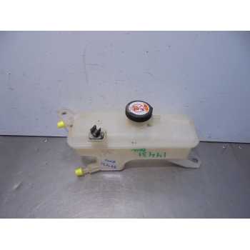 Recambio de deposito expansion para toyota rav 4 advance hybrid referencia OEM IAM 1647028113 DENSO 