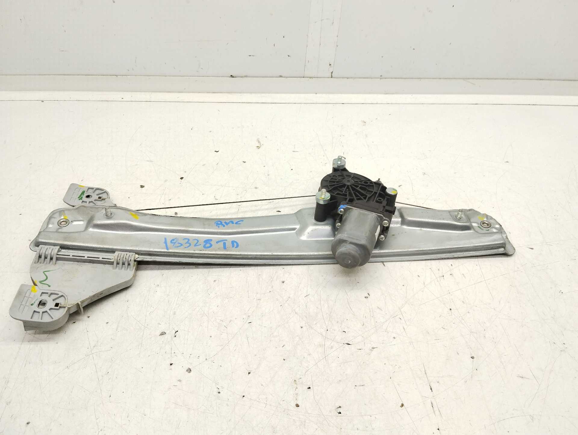 Recambio de elevalunas trasero derecho para hyundai tucson 1.6 crdi cat referencia OEM IAM 430100F0 INTEVA 
