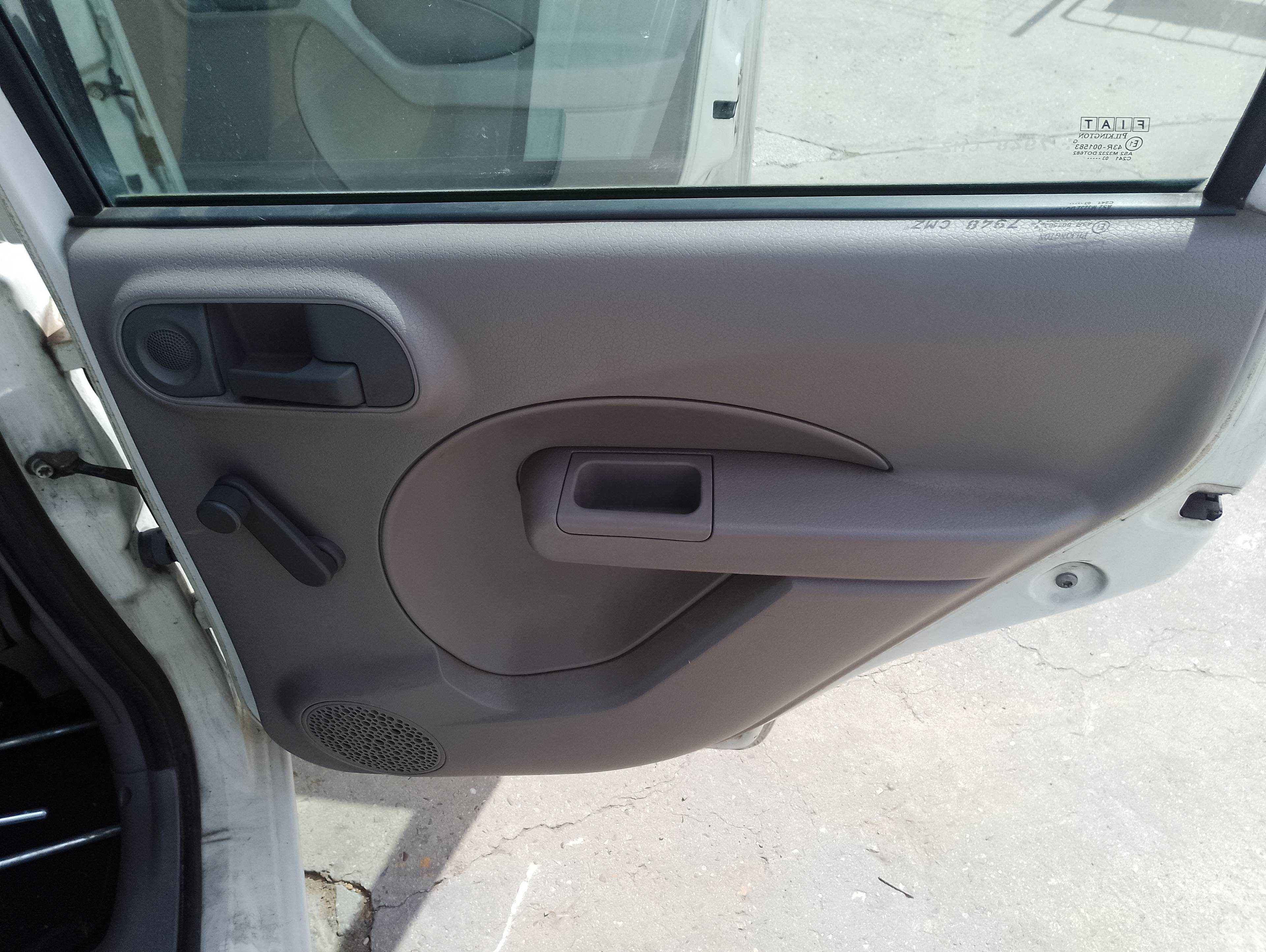Recambio de guarnecido puerta trasera derecha para fiat panda (169) 1.1 8v referencia OEM IAM   