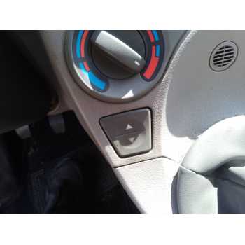 Recambio de mando elevalunas delantero izquierdo para fiat panda (169) 1.1 8v referencia OEM IAM   