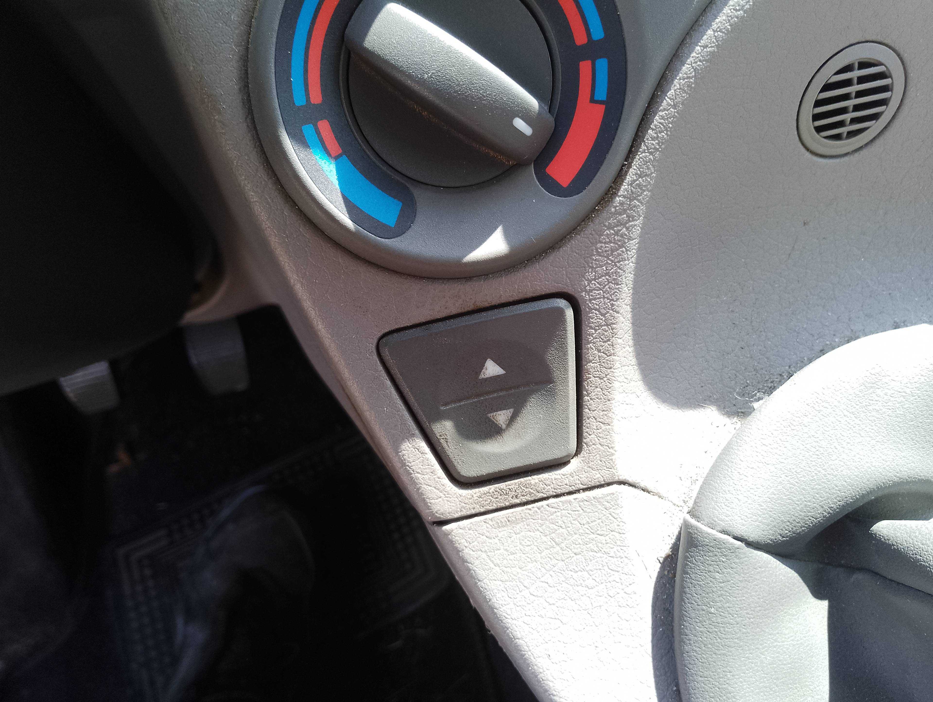 Recambio de mando elevalunas delantero izquierdo para fiat panda (169) 1.1 8v referencia OEM IAM   