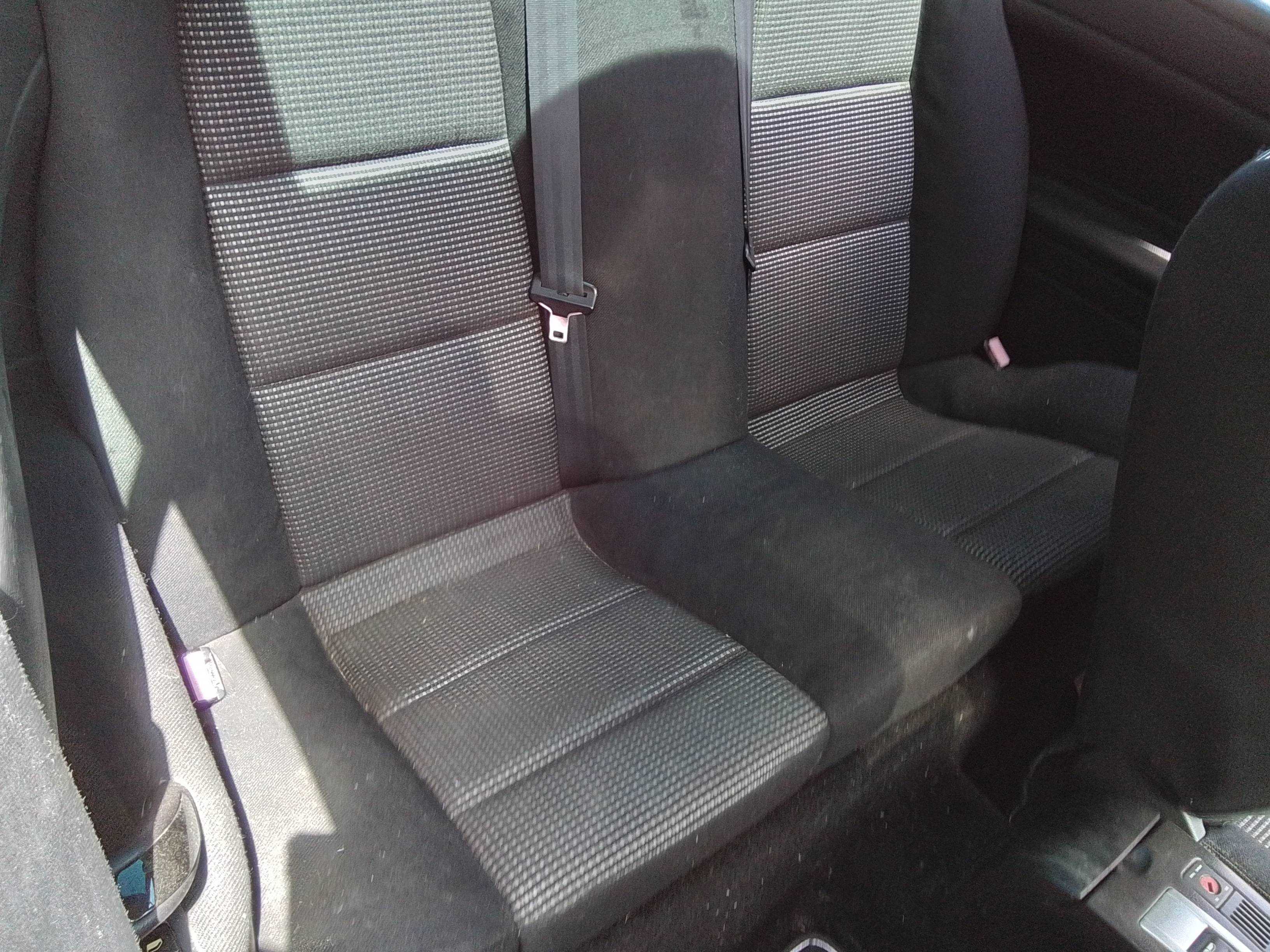 Recambio de asientos traseros para peugeot 307 cc (s2) básico referencia OEM IAM   