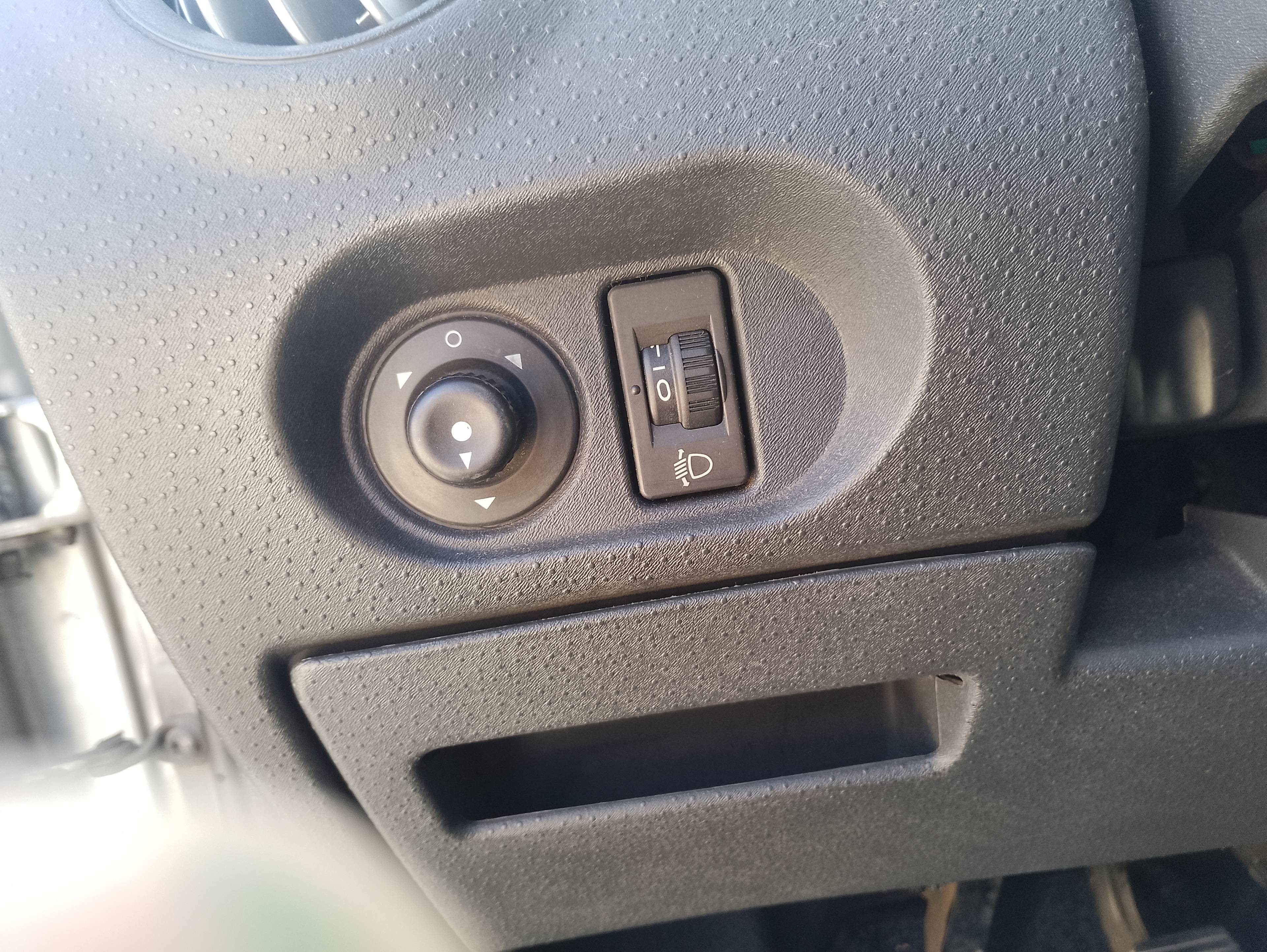 Recambio de mando retrovisor para citroën c3 1.4 hdi audace referencia OEM IAM   