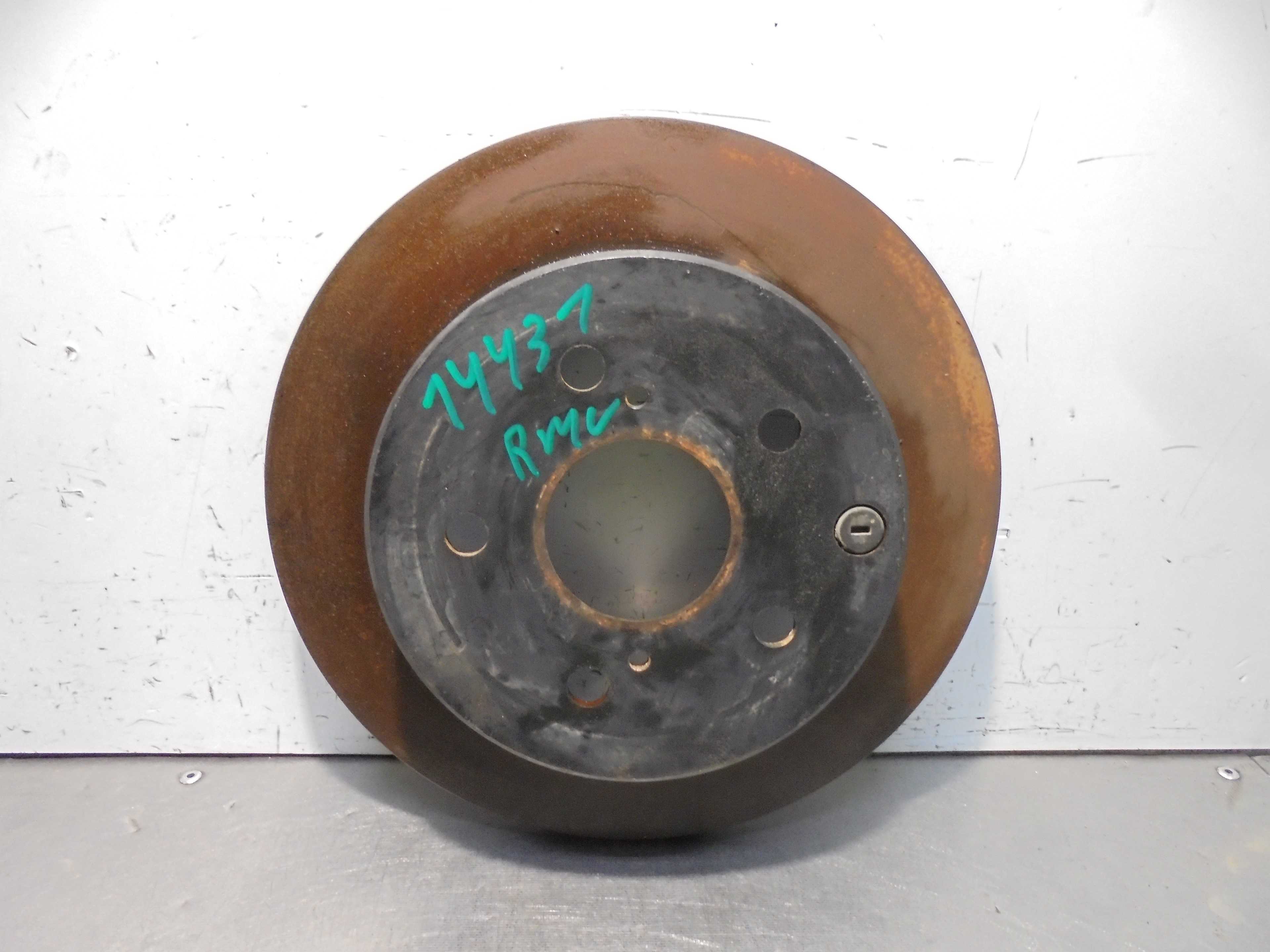 Recambio de disco freno trasero derecho para toyota rav 4 advance hybrid referencia OEM IAM   